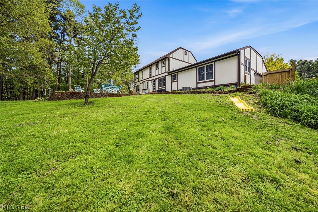 6453 Old Woods Road