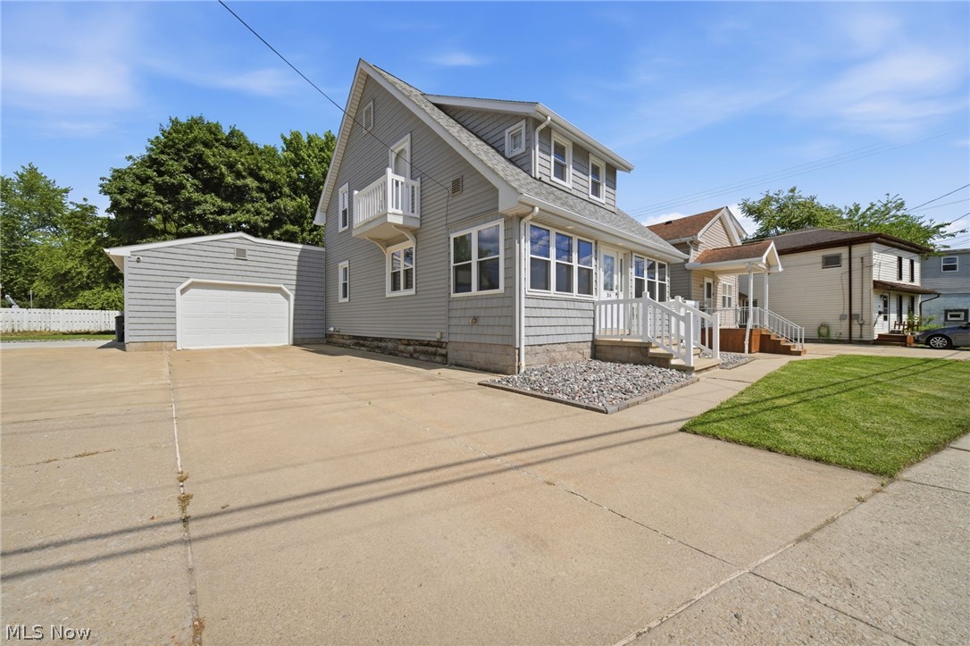 214 Lake Avenue