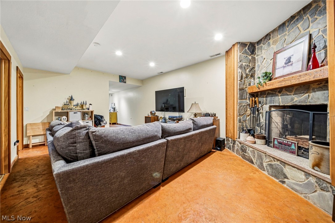 10506 Mayfield Road