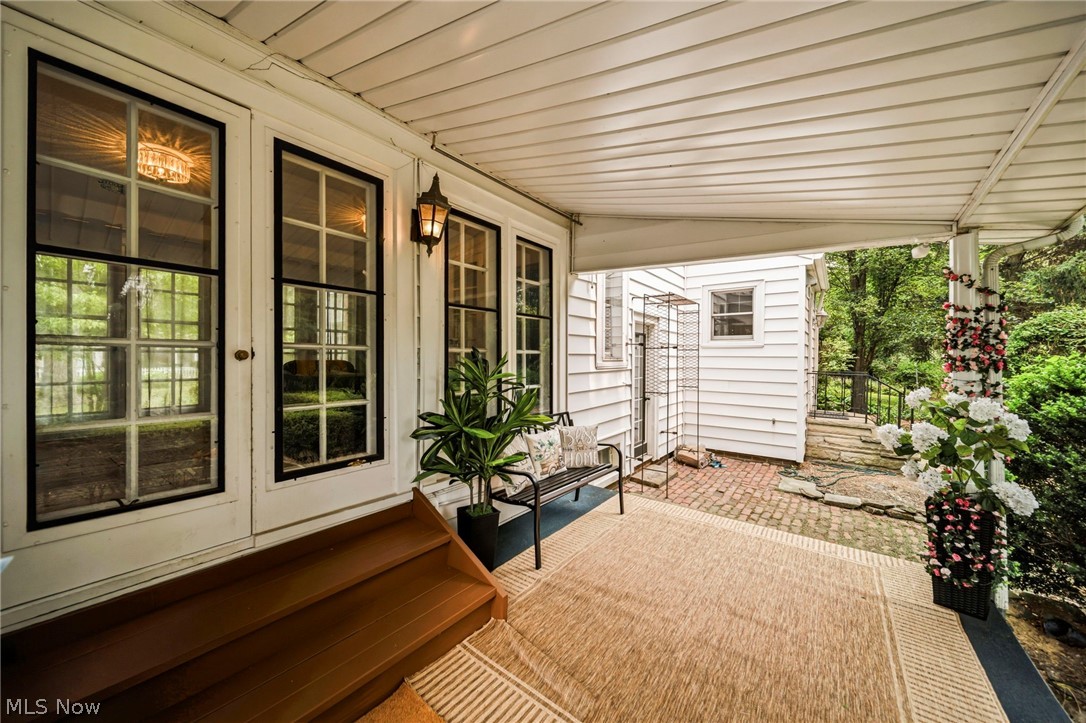 7364 Johnnycake Ridge Road