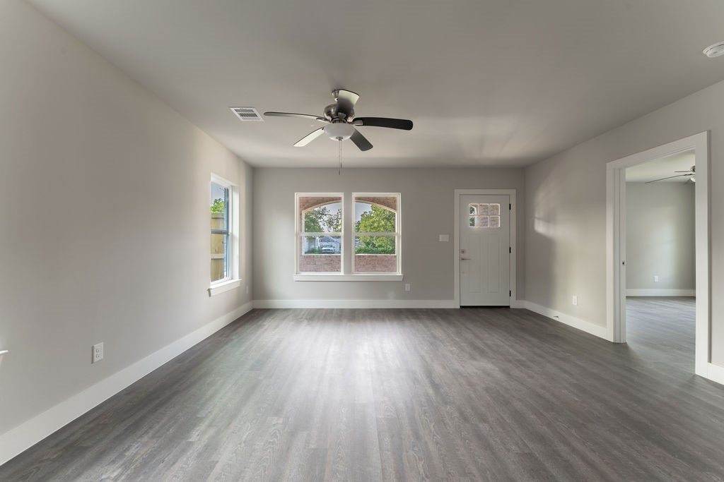 1024 E Mulkey Street