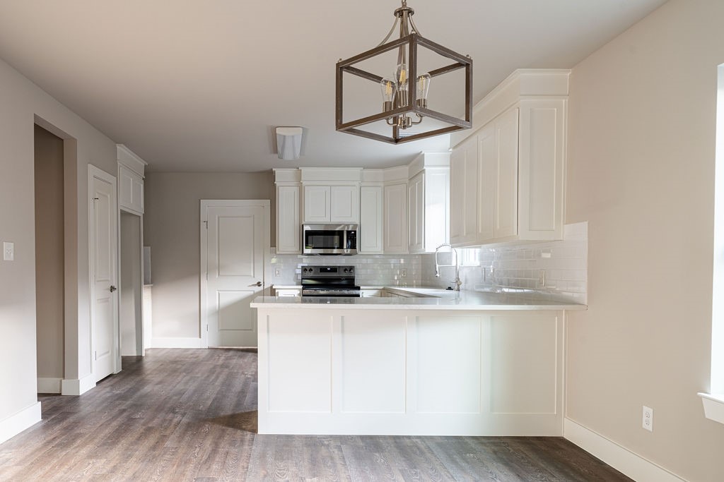 1024 E Mulkey Street