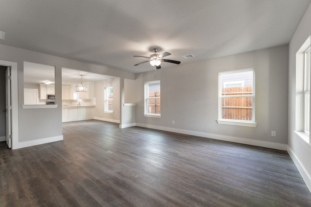 1024 E Mulkey Street