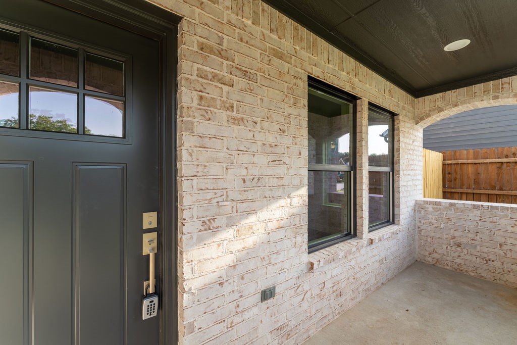 1024 E Mulkey Street