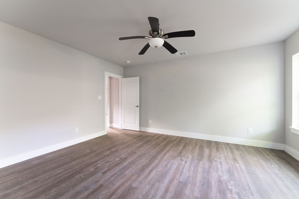 1024 E Mulkey Street