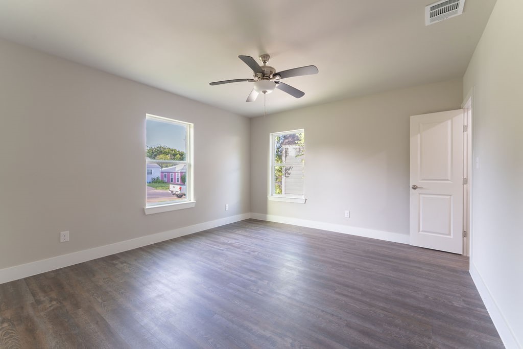 1024 E Mulkey Street