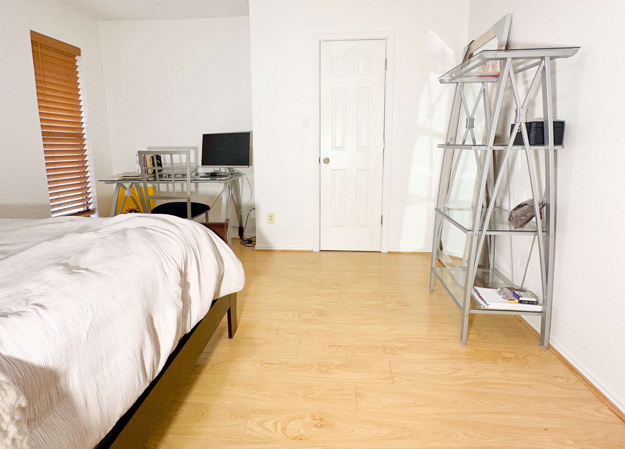 2010 Klondike Street