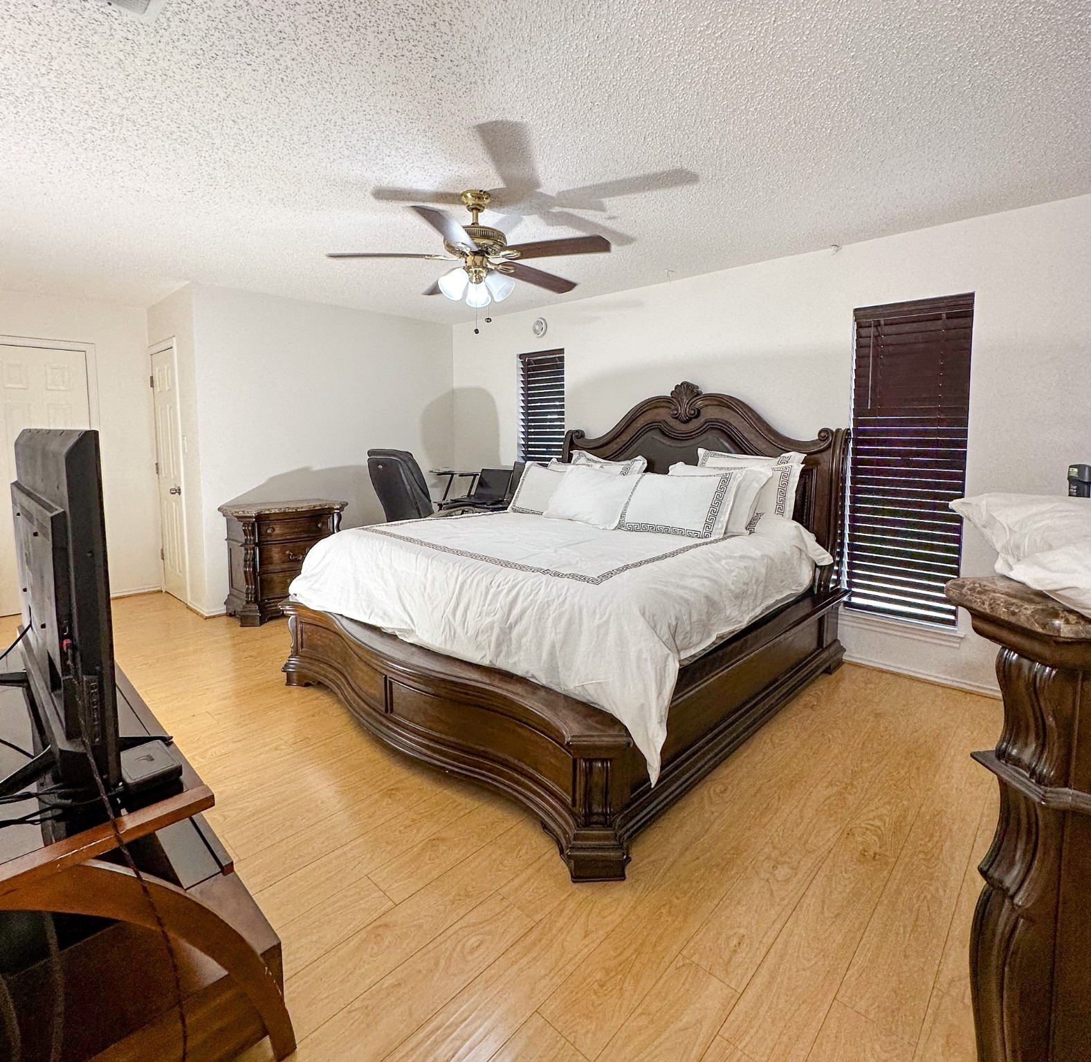 2010 Klondike Street