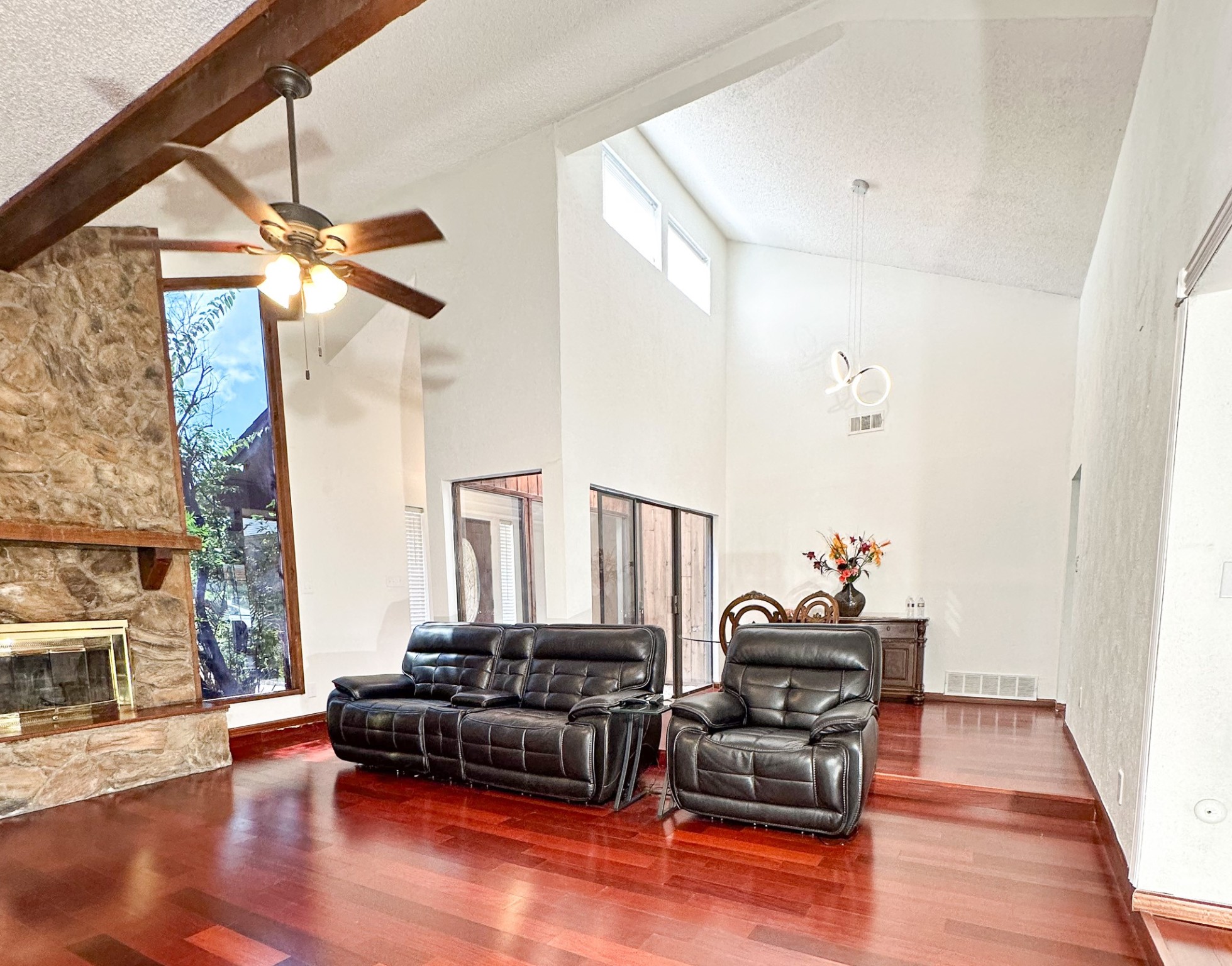 2010 Klondike Street