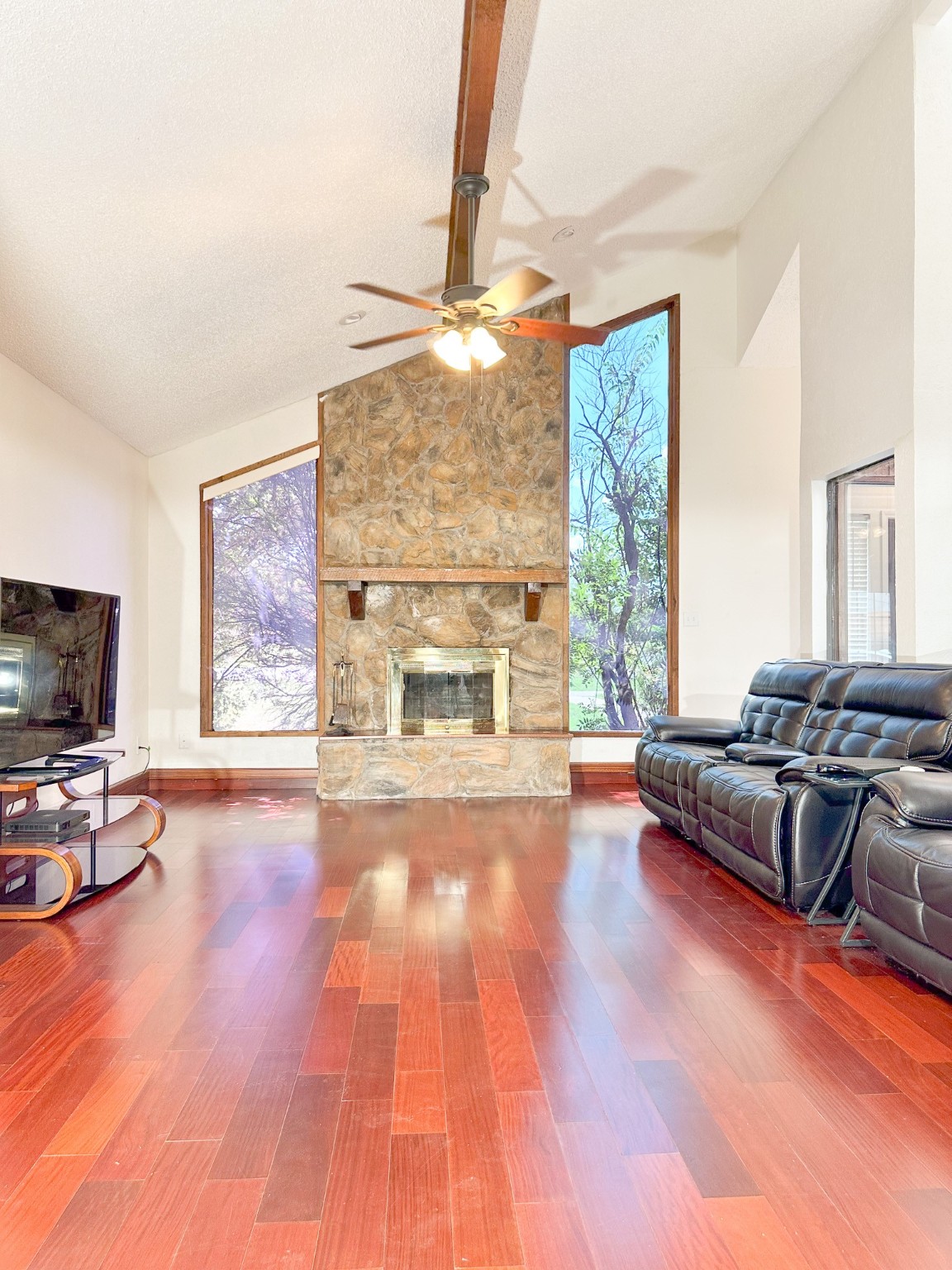 2010 Klondike Street