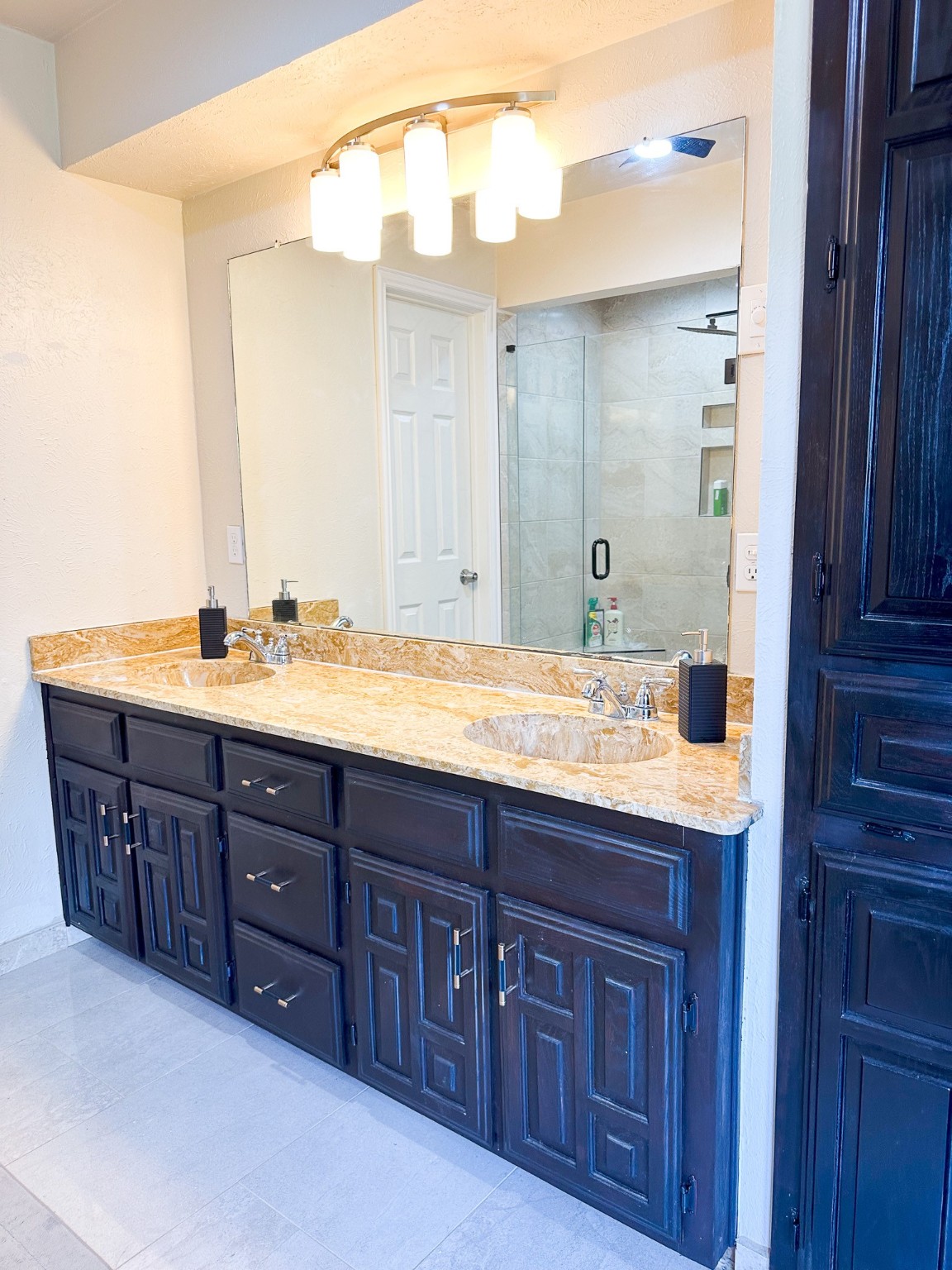 2010 Klondike Street