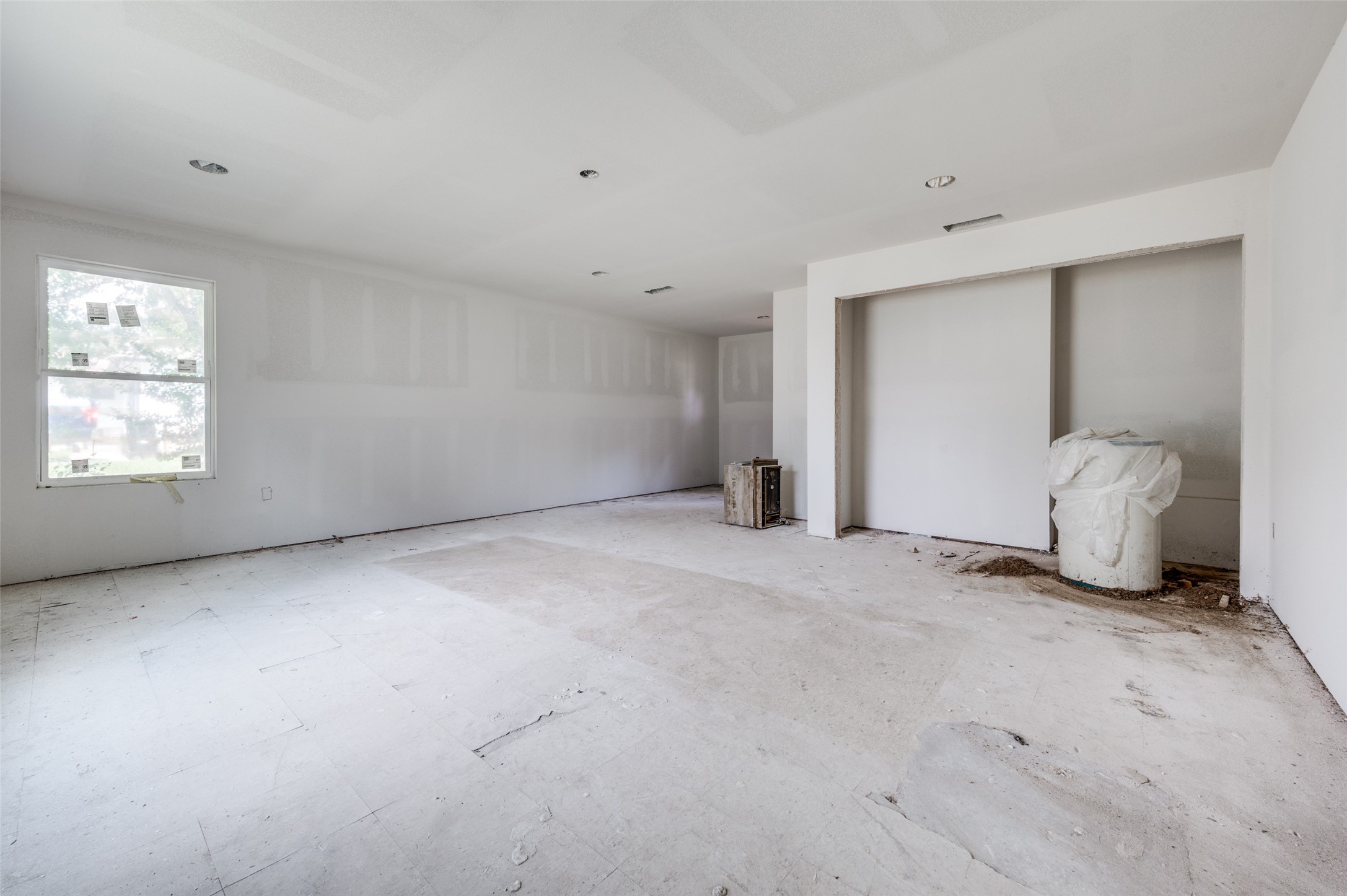 709 SW Dallas Street