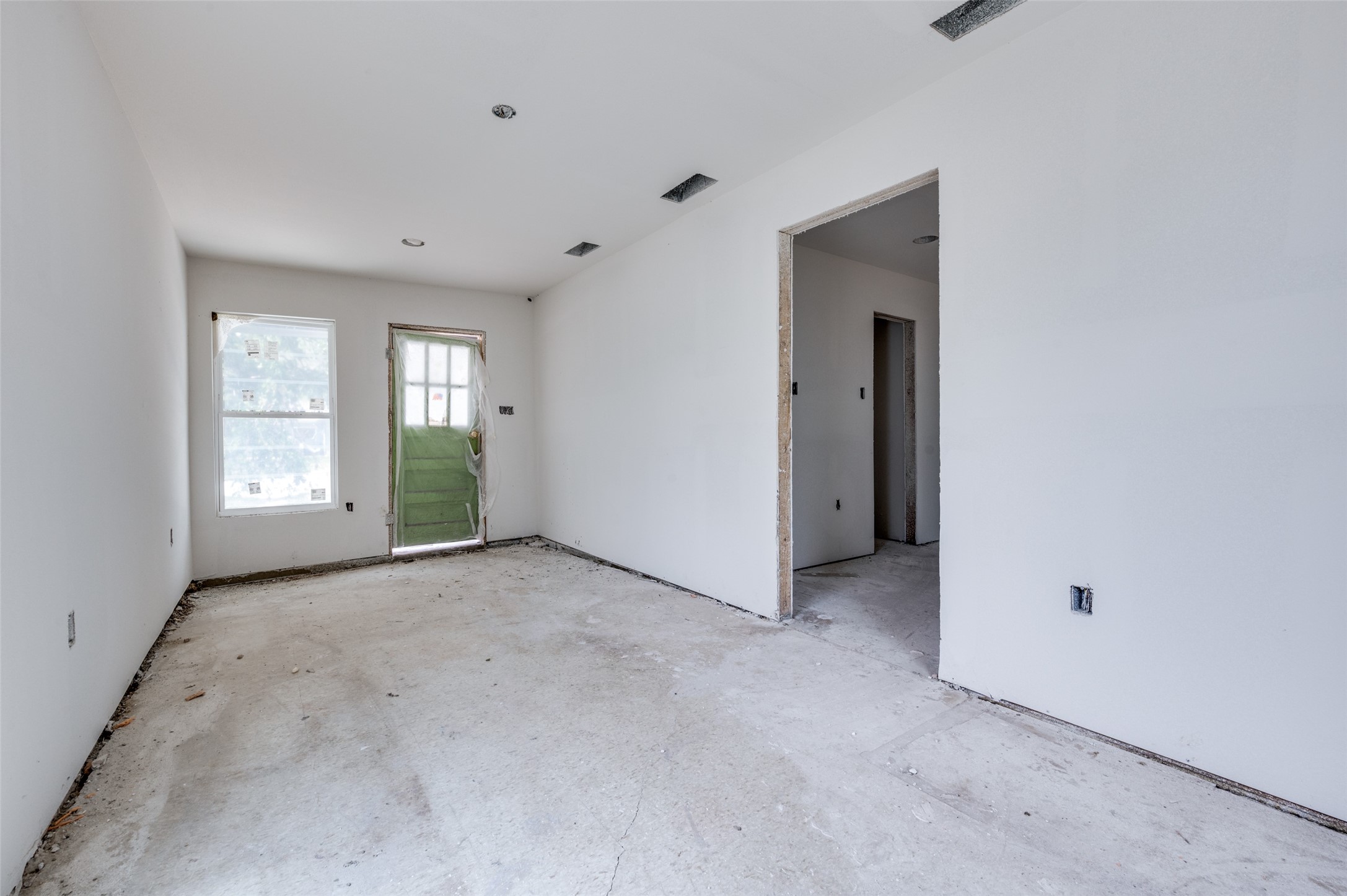 709 SW Dallas Street