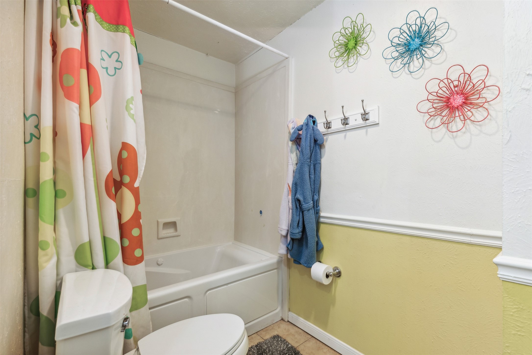 608 Hillcrest Street