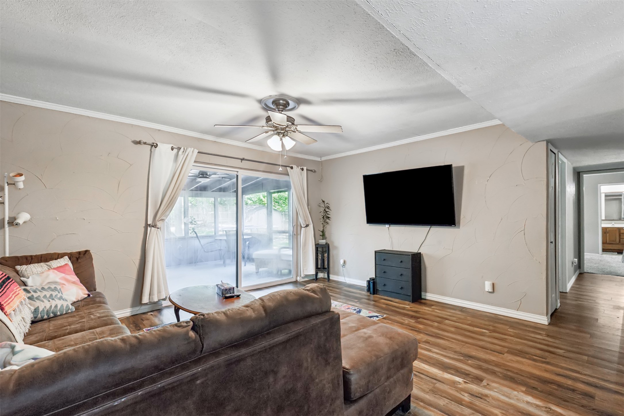 608 Hillcrest Street