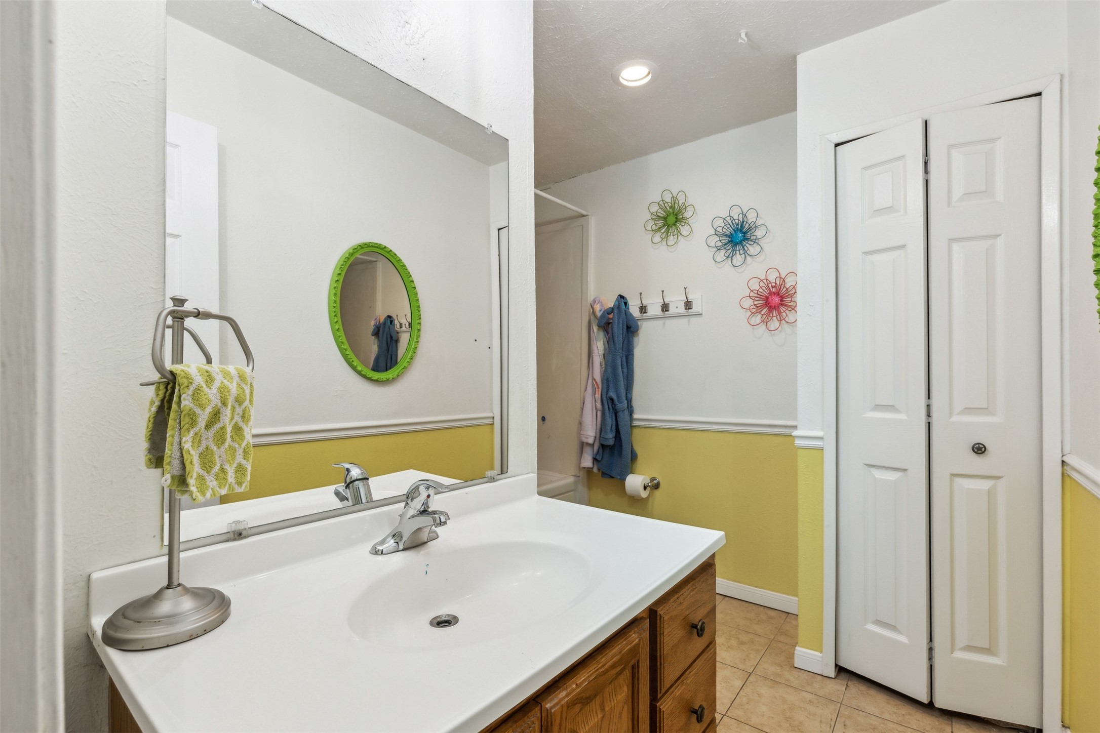 608 Hillcrest Street