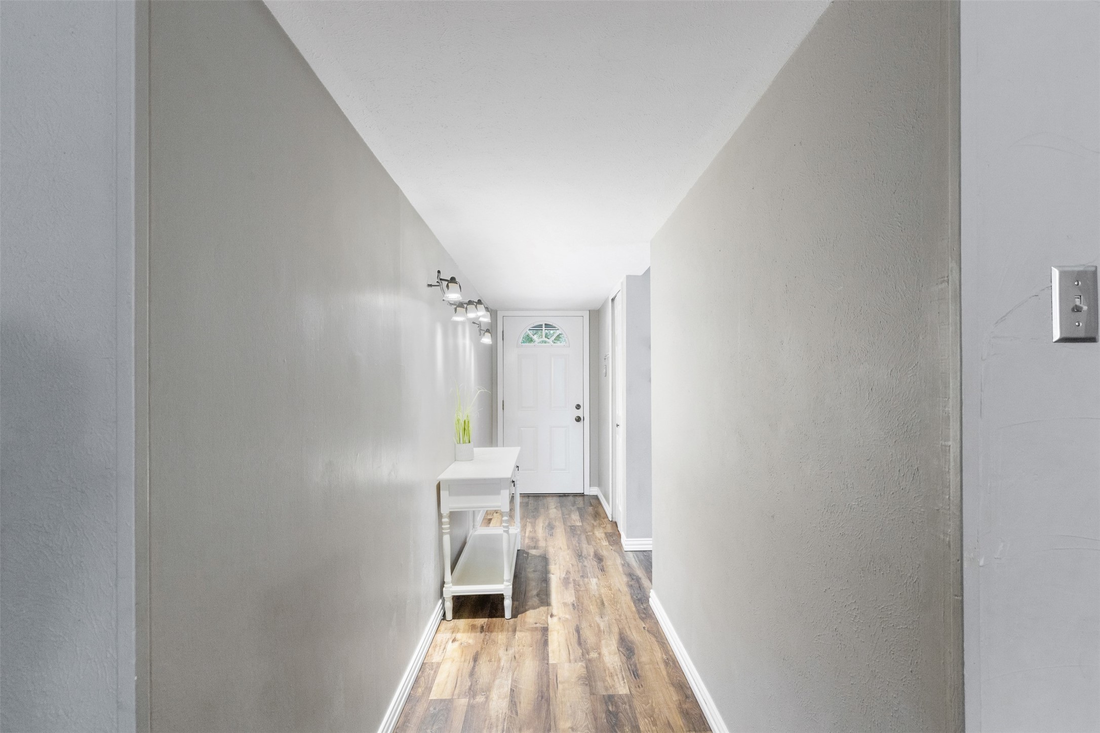 608 Hillcrest Street