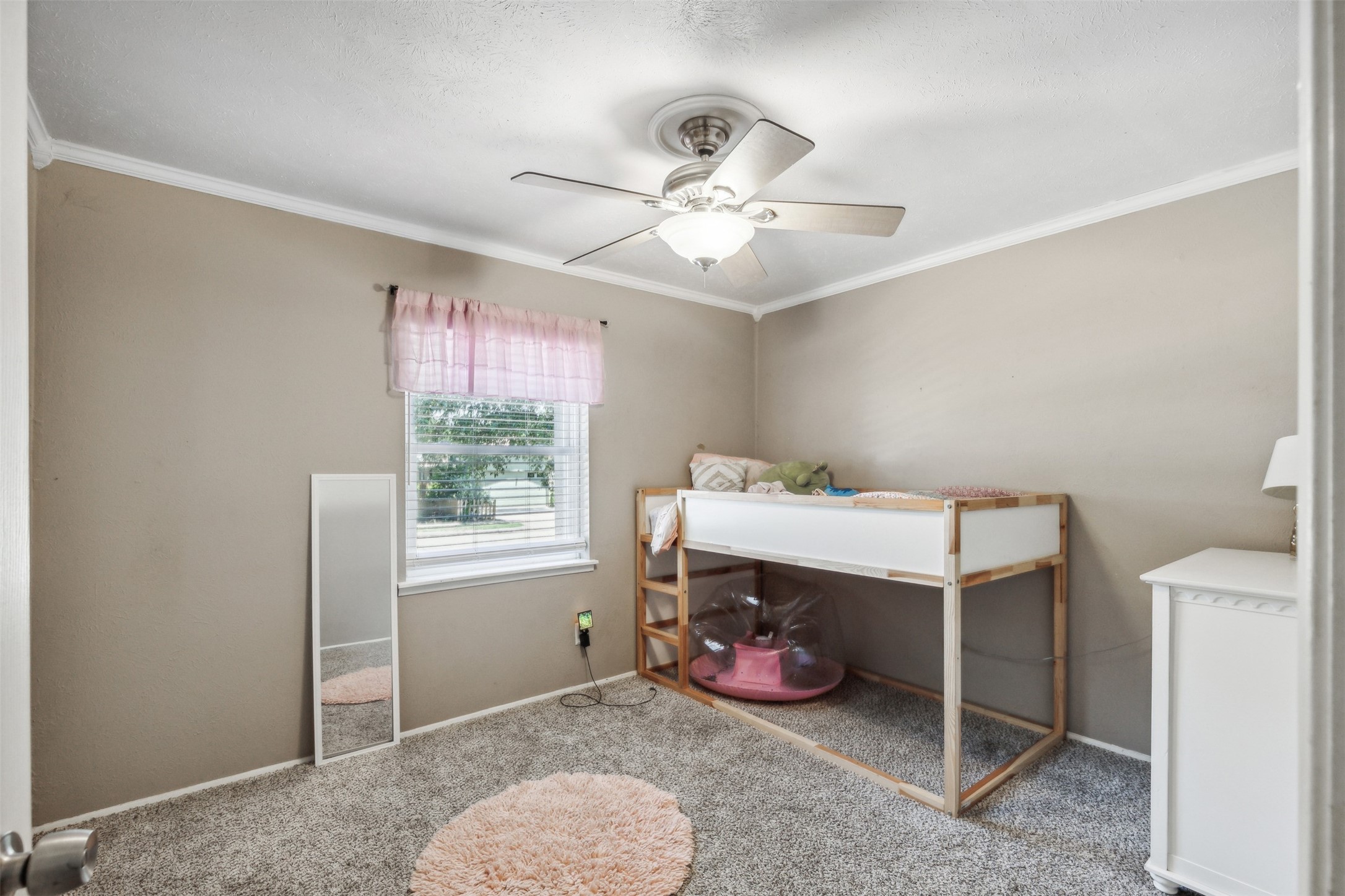 608 Hillcrest Street