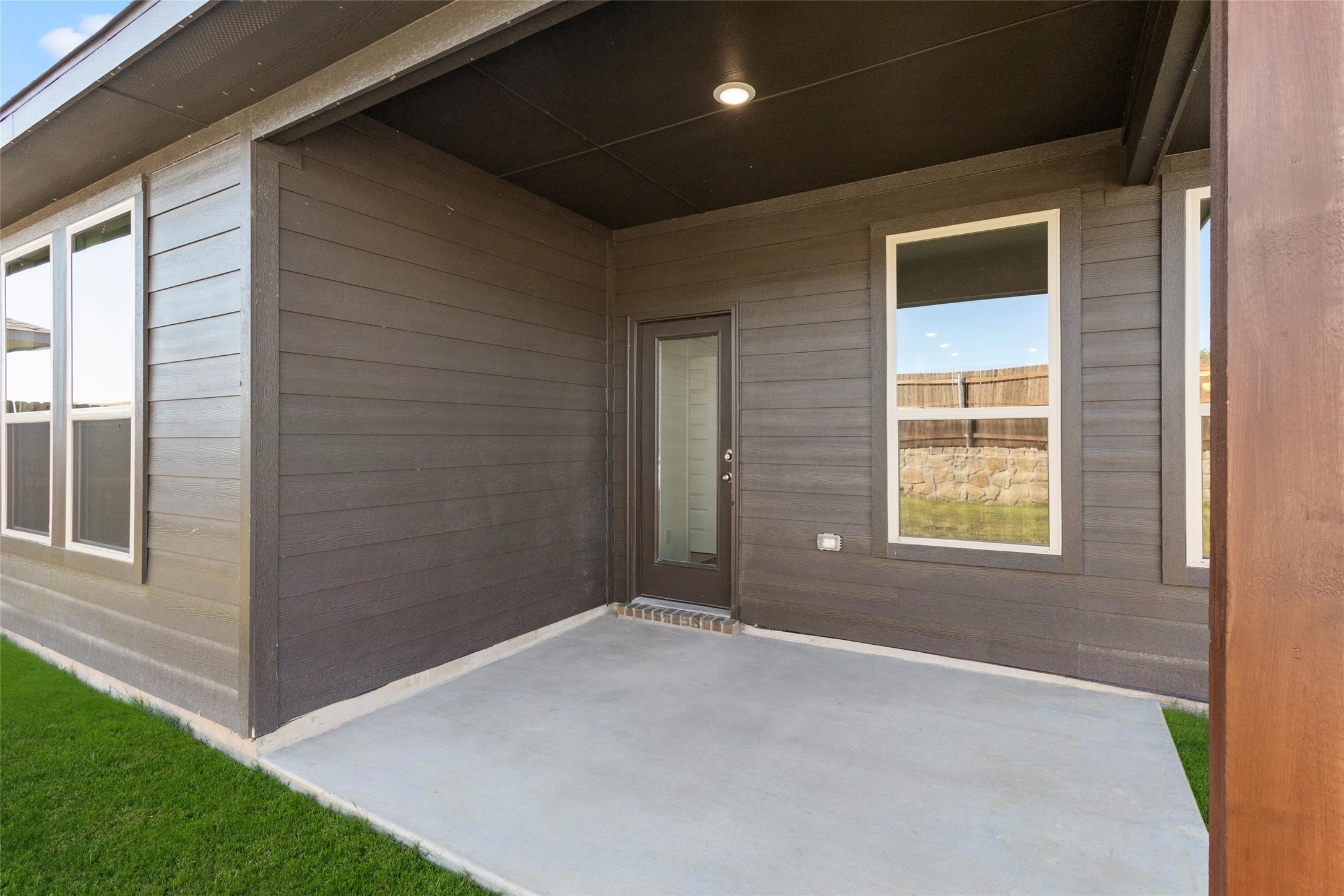 420 Comanche Drive