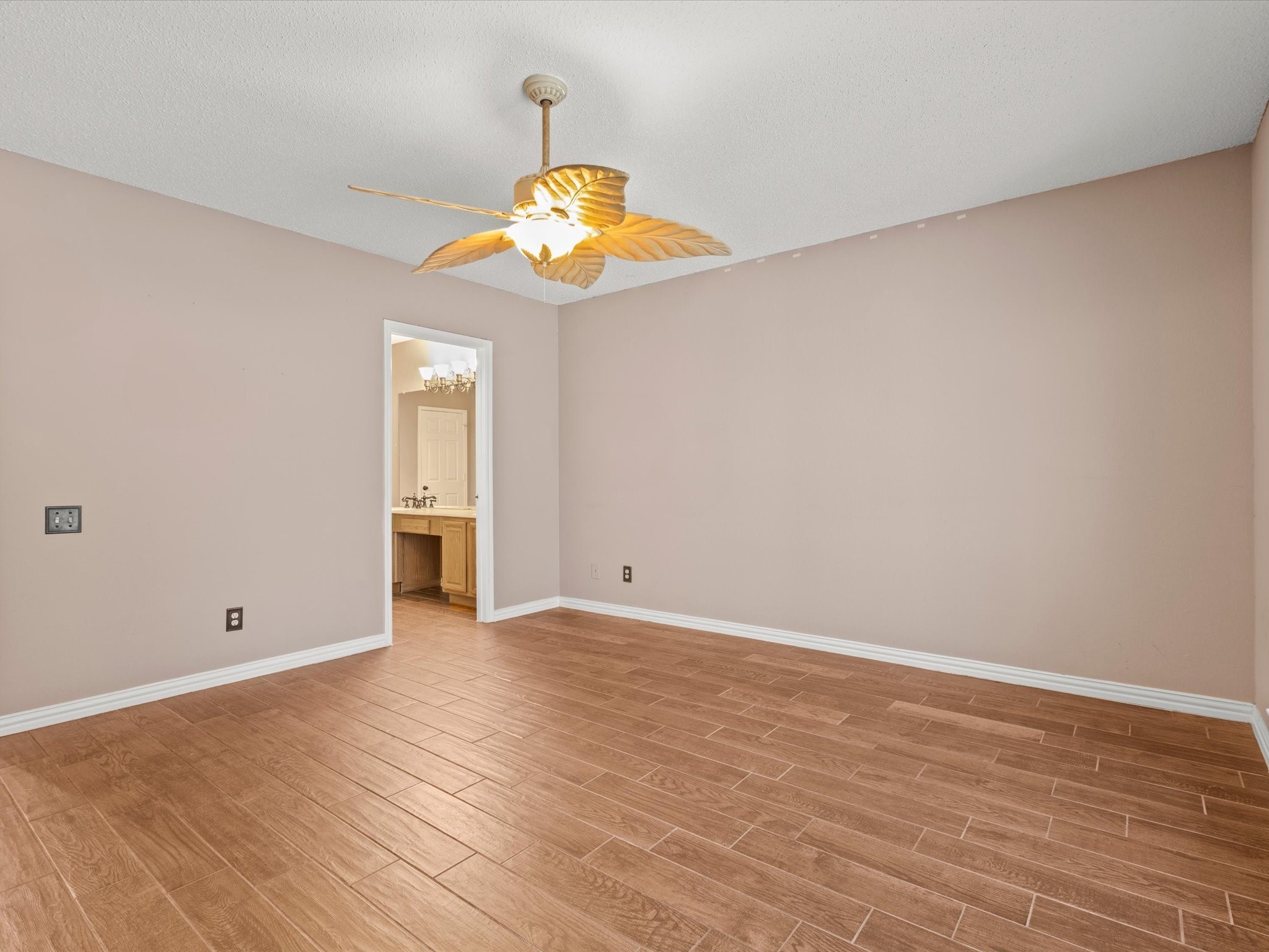 2517 Harvest Moon Drive