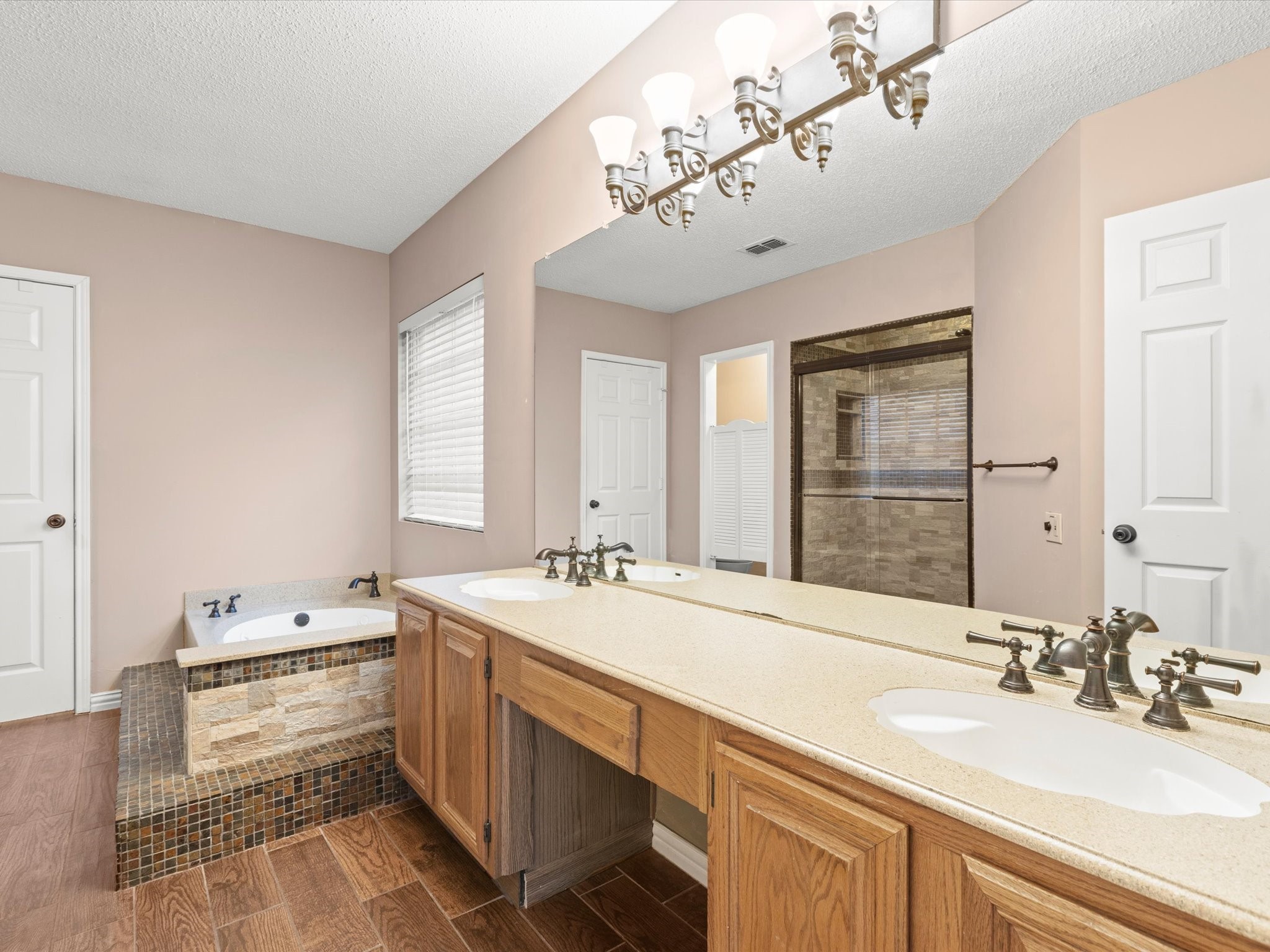 2517 Harvest Moon Drive