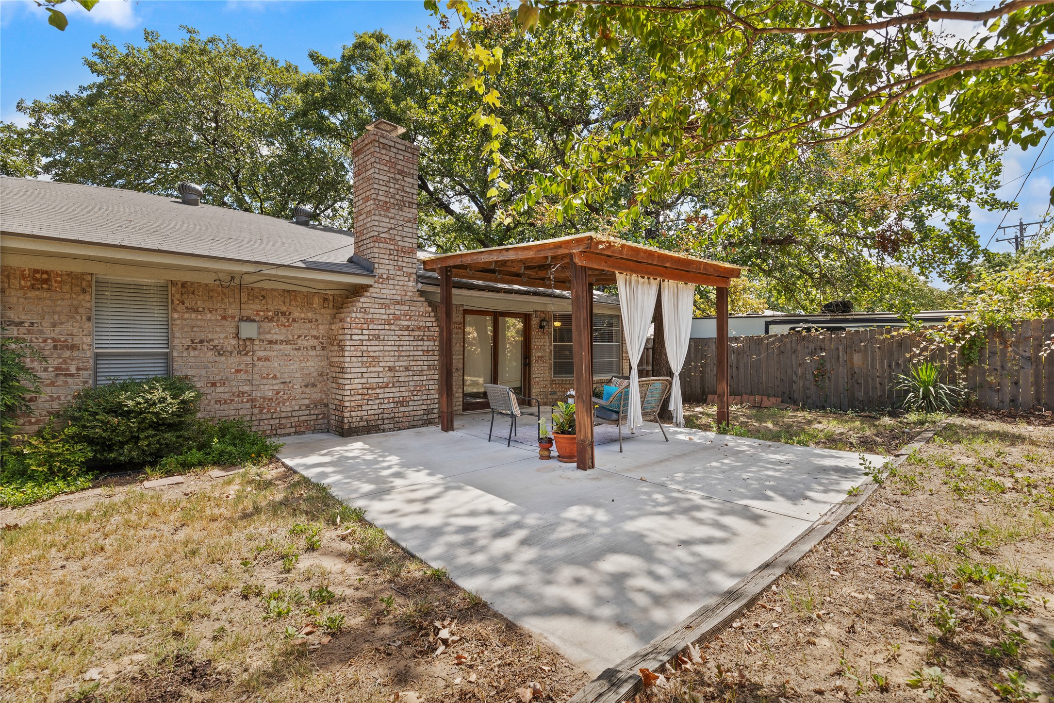 4326 Rockwood Trail