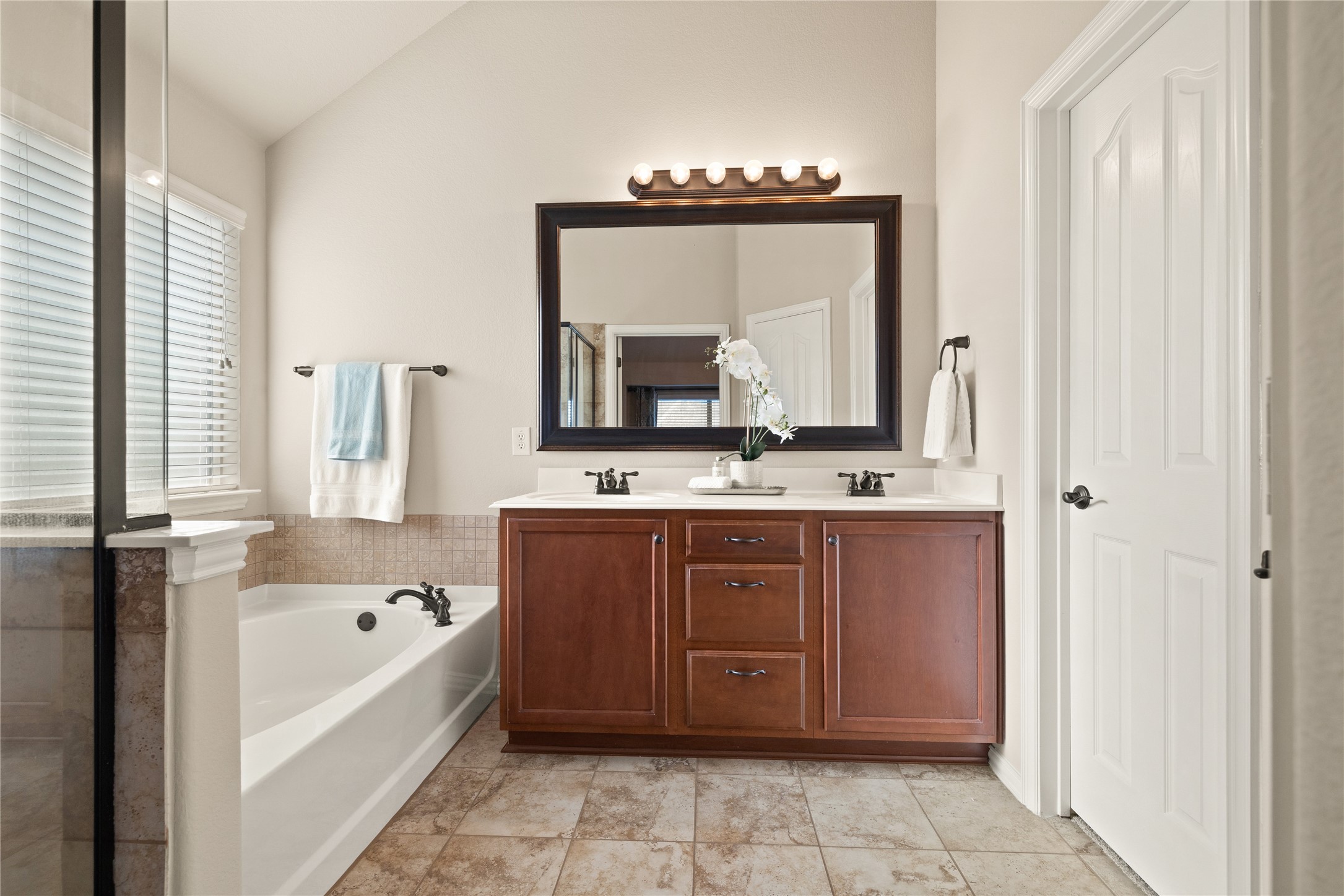 4406 Meadow Breeze Court