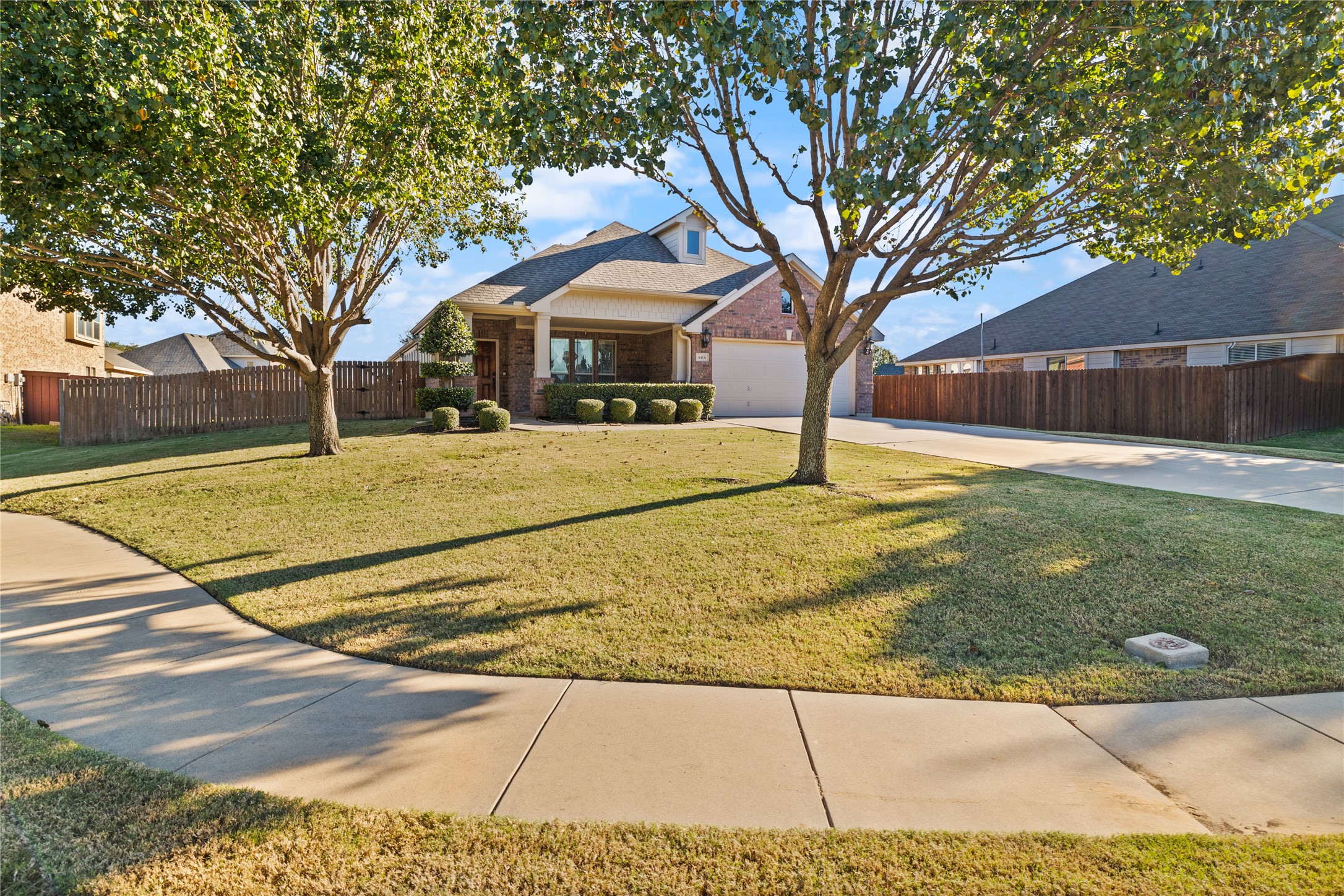 4406 Meadow Breeze Court