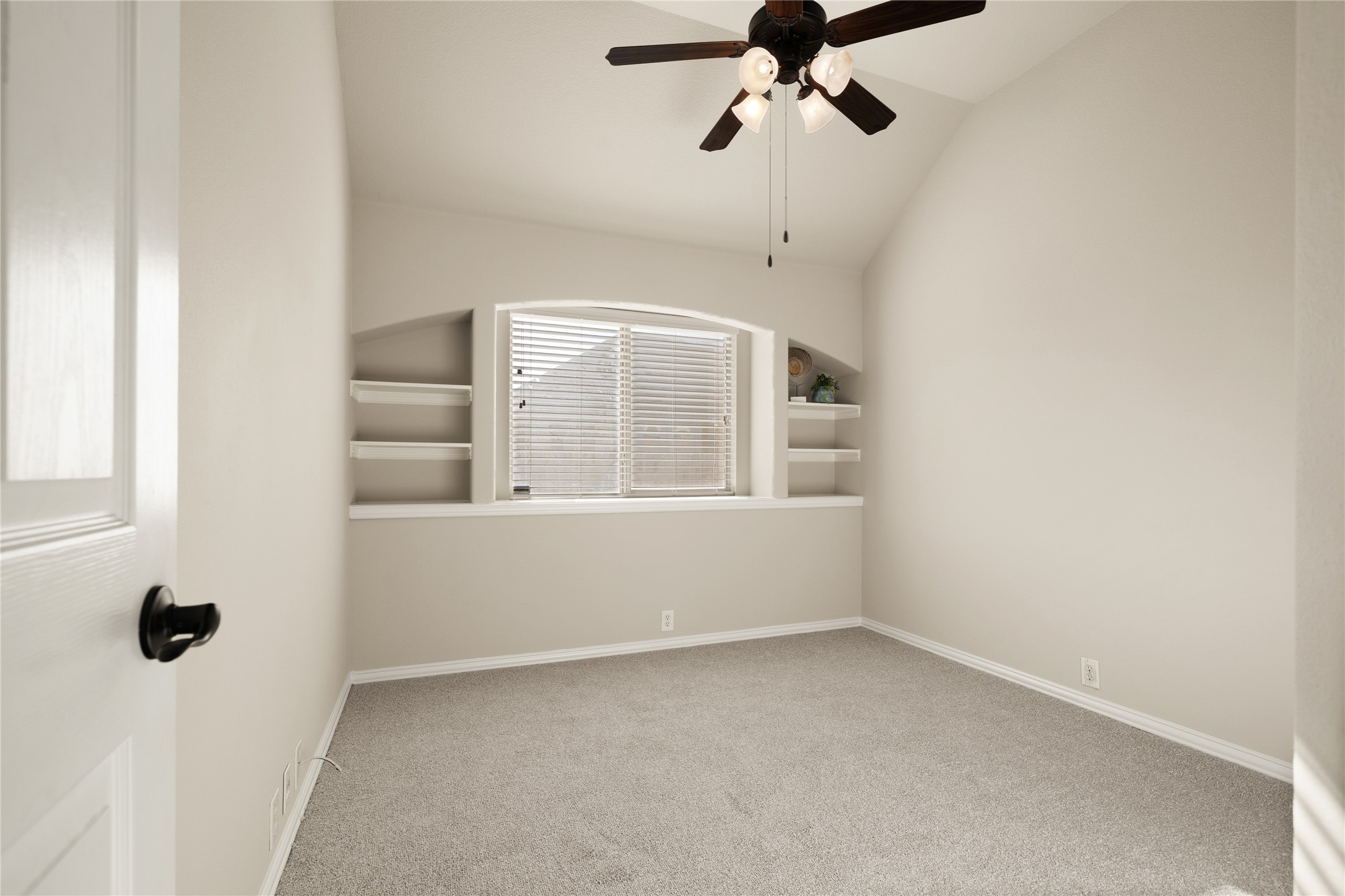 4406 Meadow Breeze Court