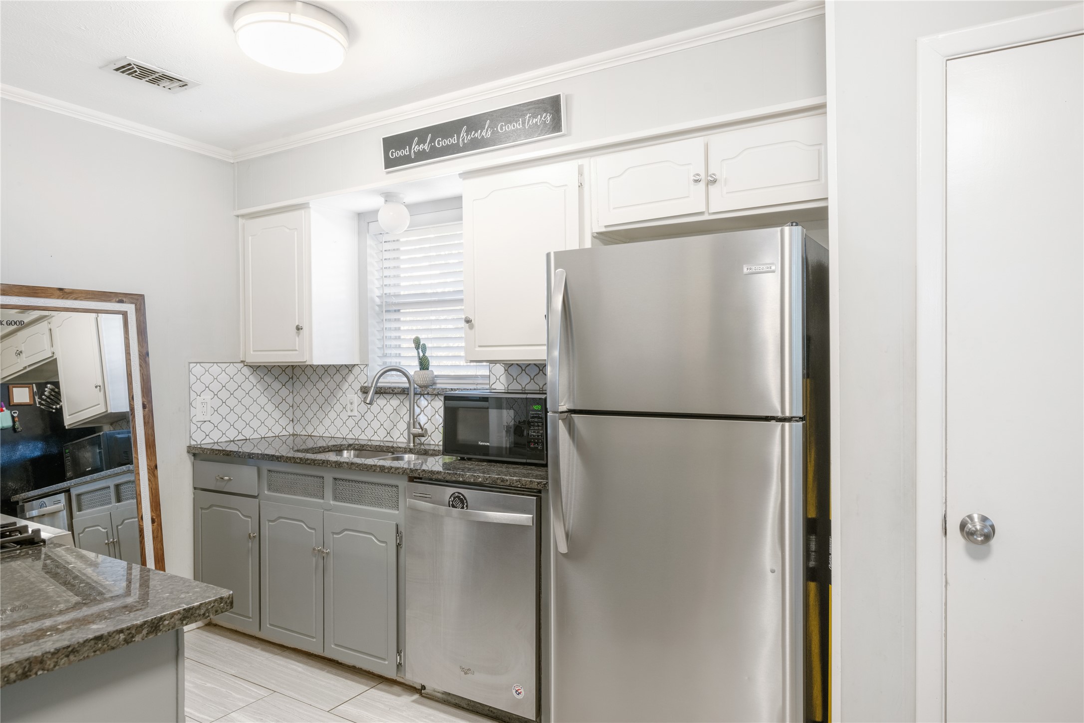 6721 Plantation Road