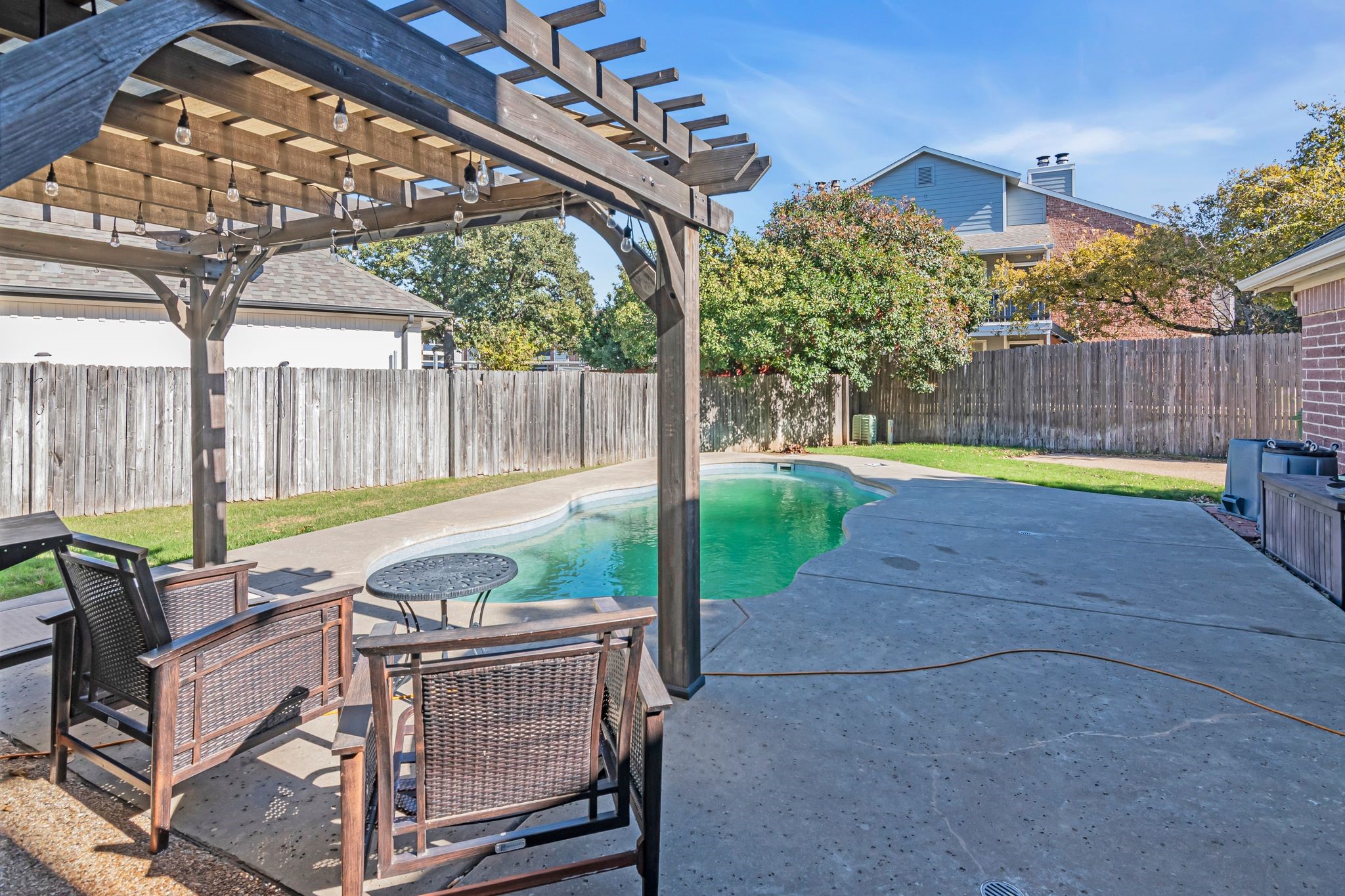 2700 Willow Creek Court