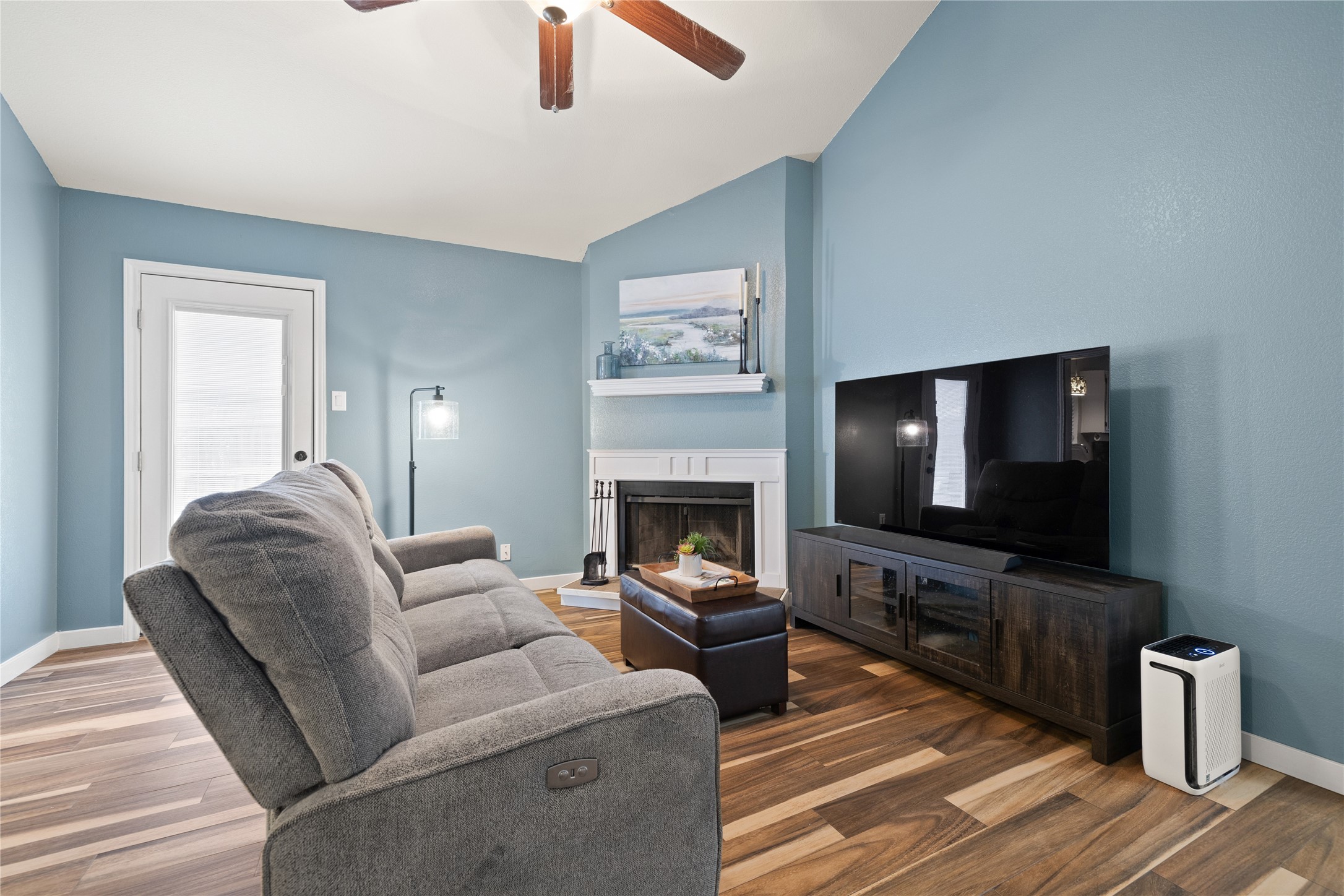 4501 Royal Springs Drive