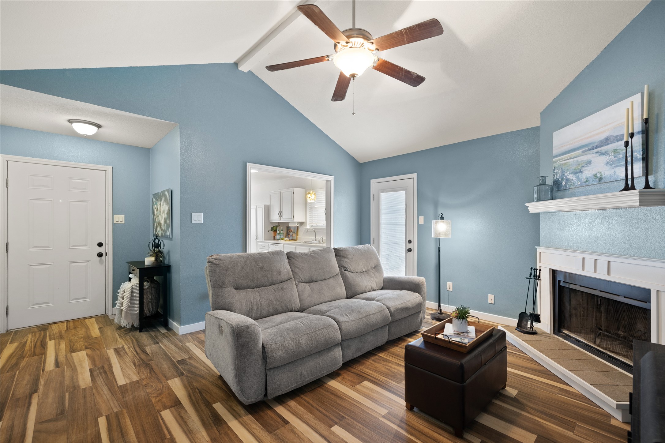 4501 Royal Springs Drive