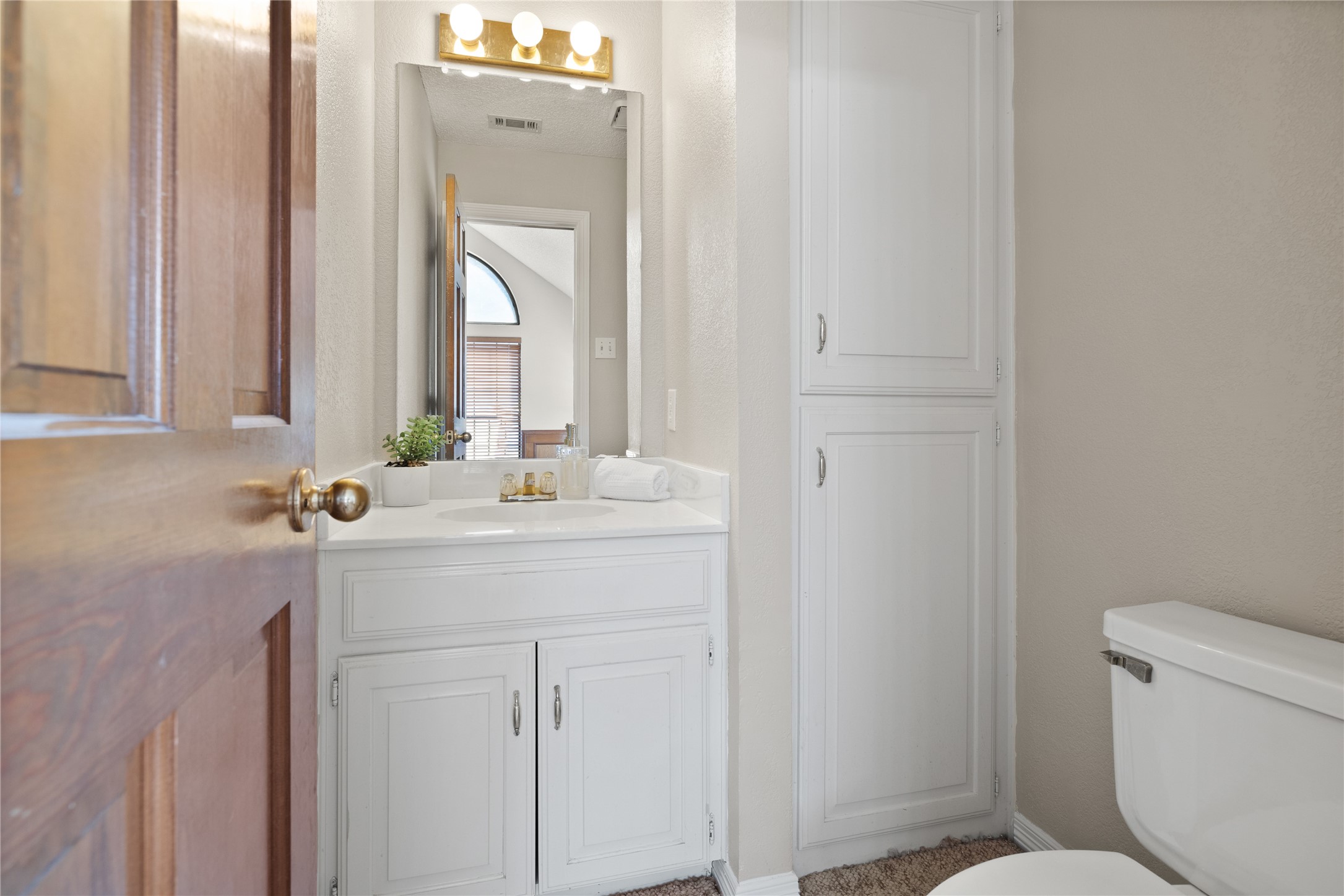 1425 Cobblestone Drive