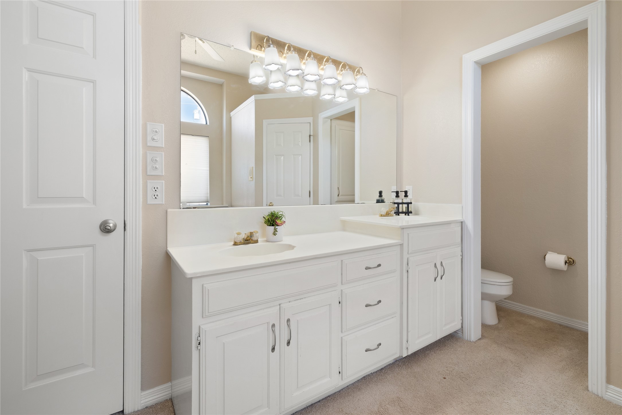 1425 Cobblestone Drive