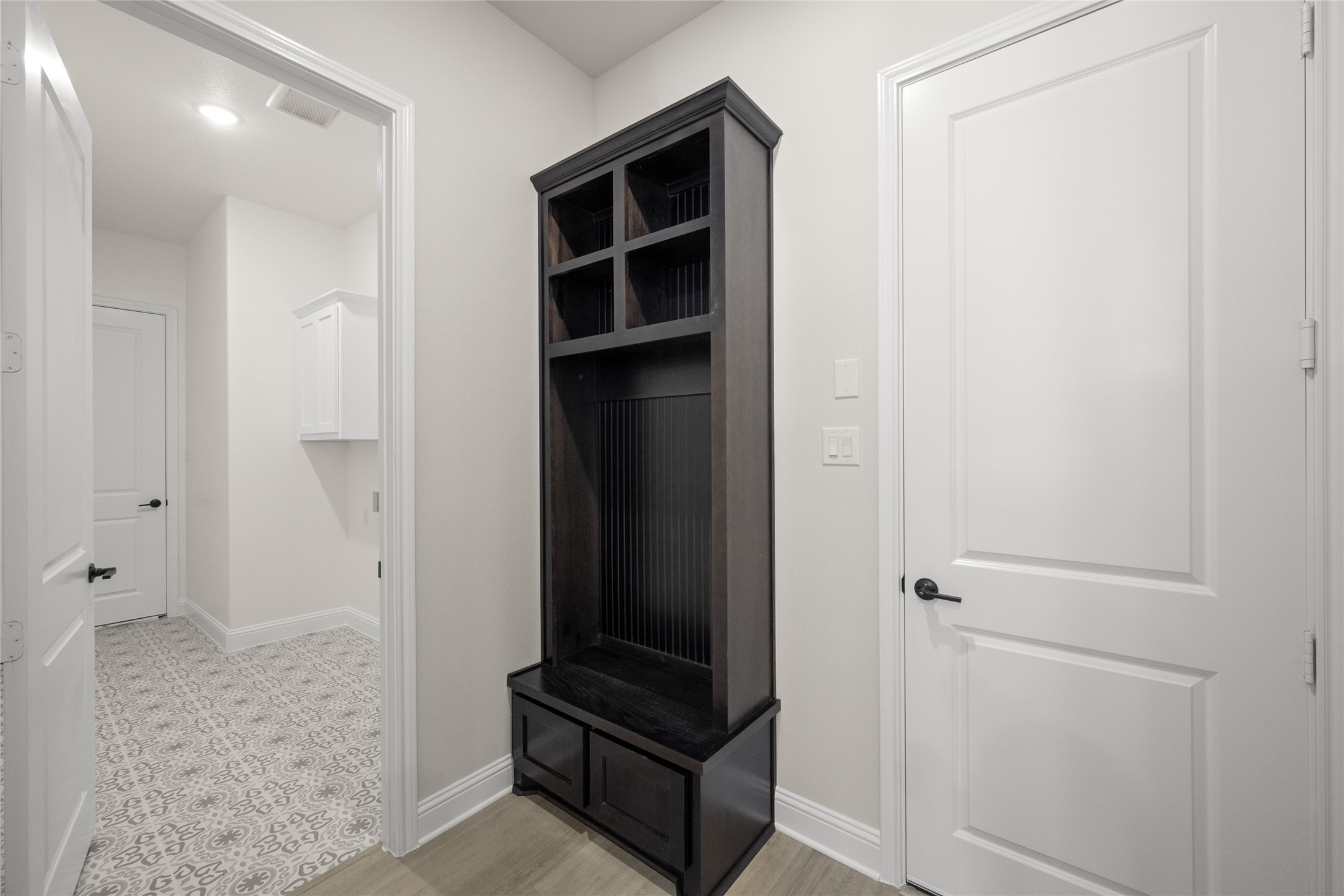 4001 Valley View Drive