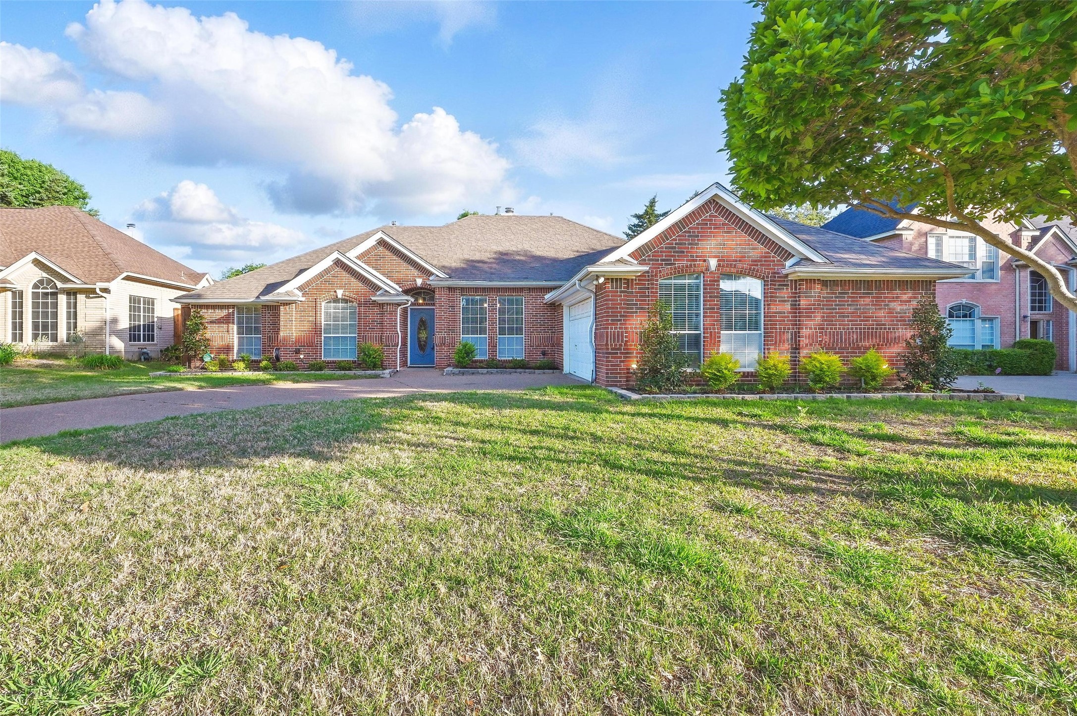 3 Treewood Court