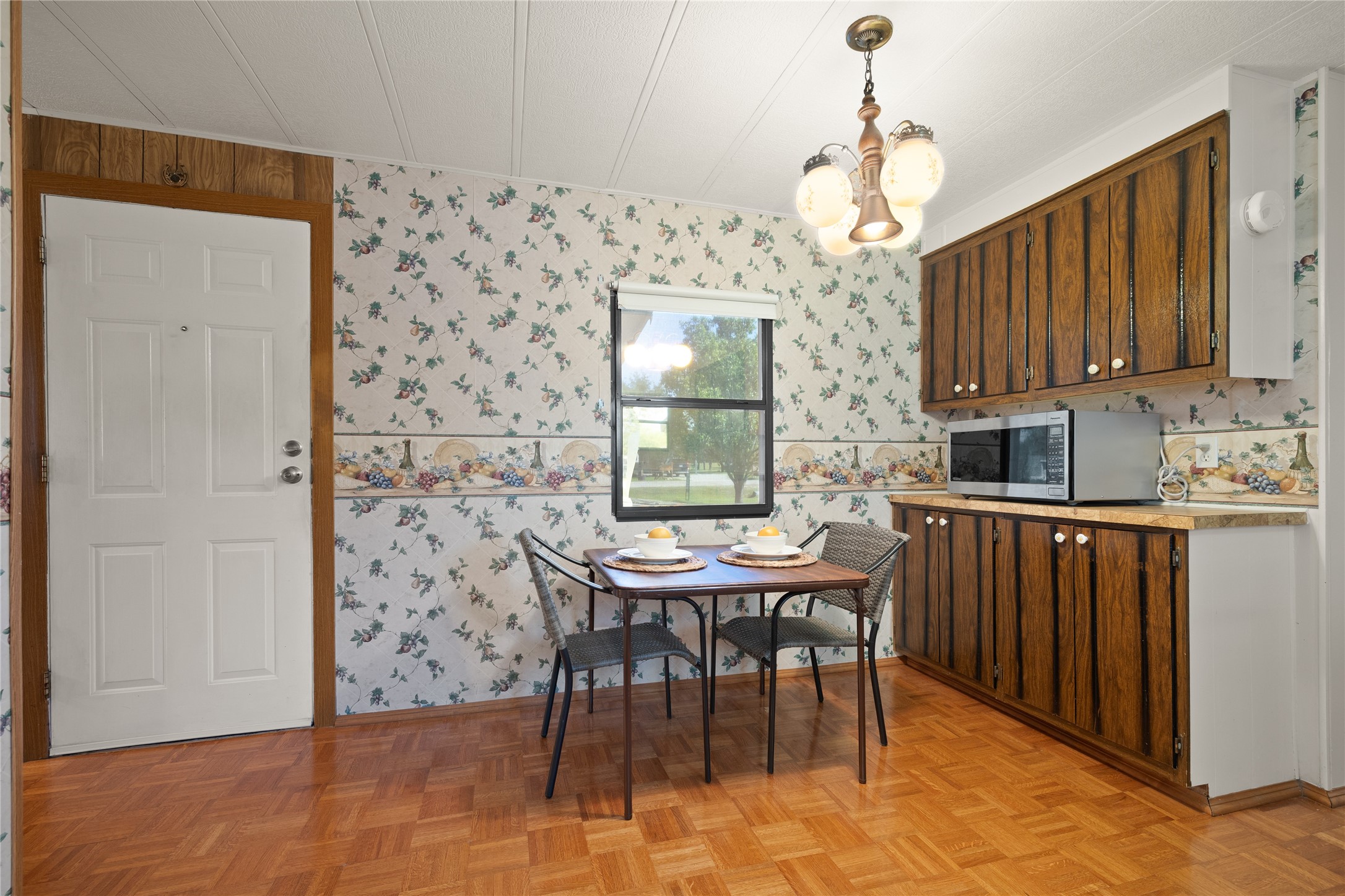 22921 Indian Trail Drive