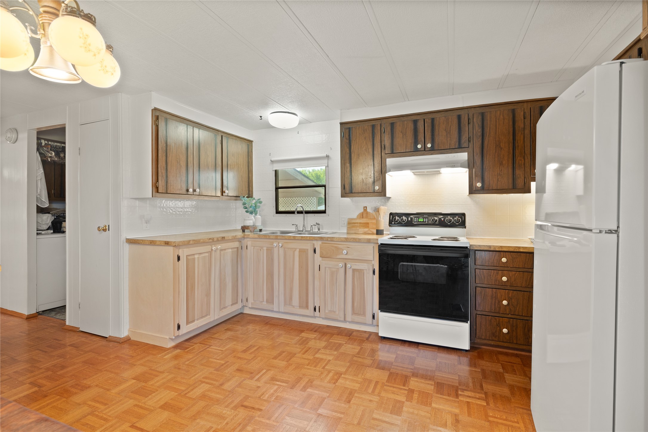 22921 Indian Trail Drive