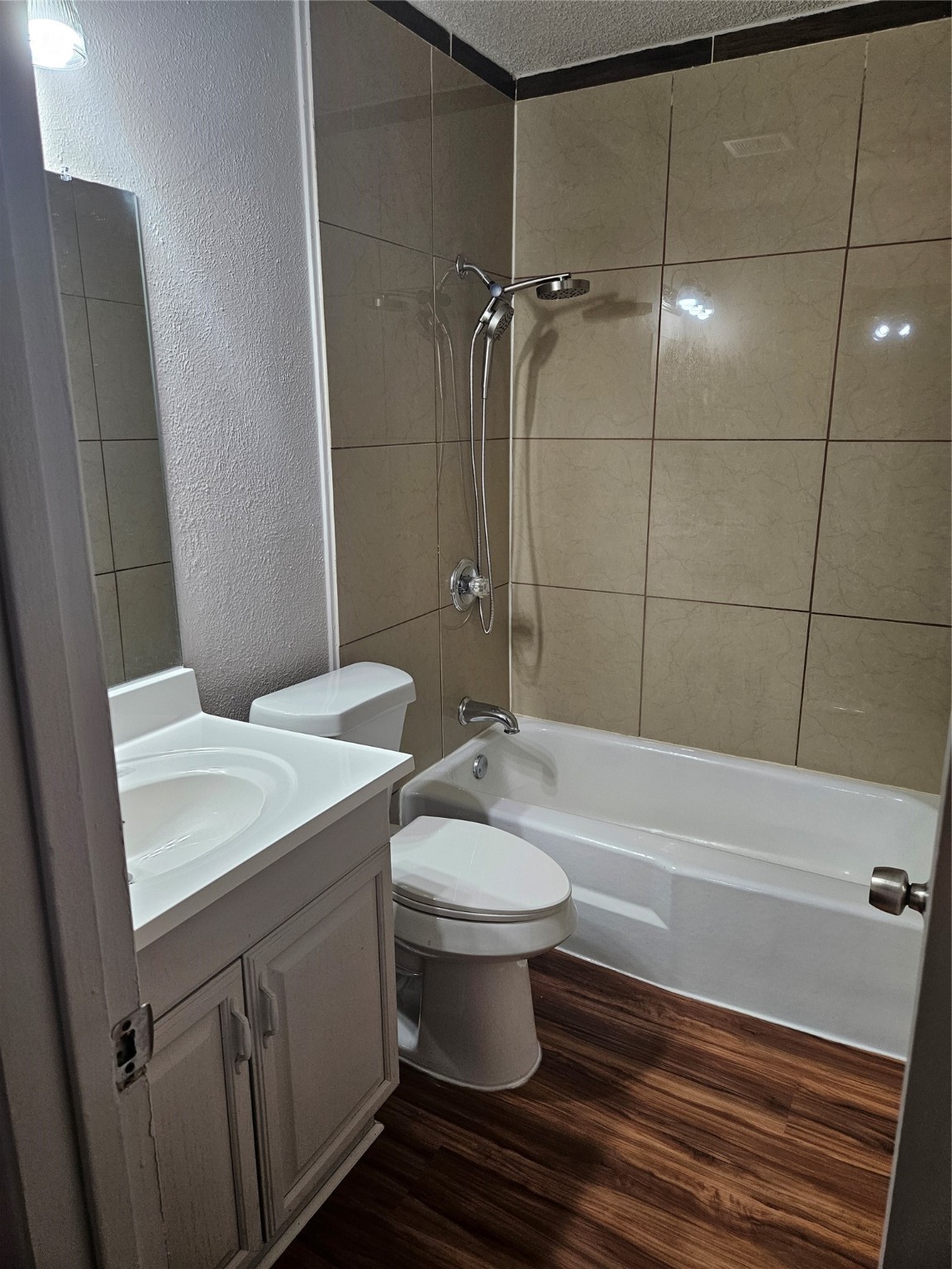 2916 S Miller Avenue