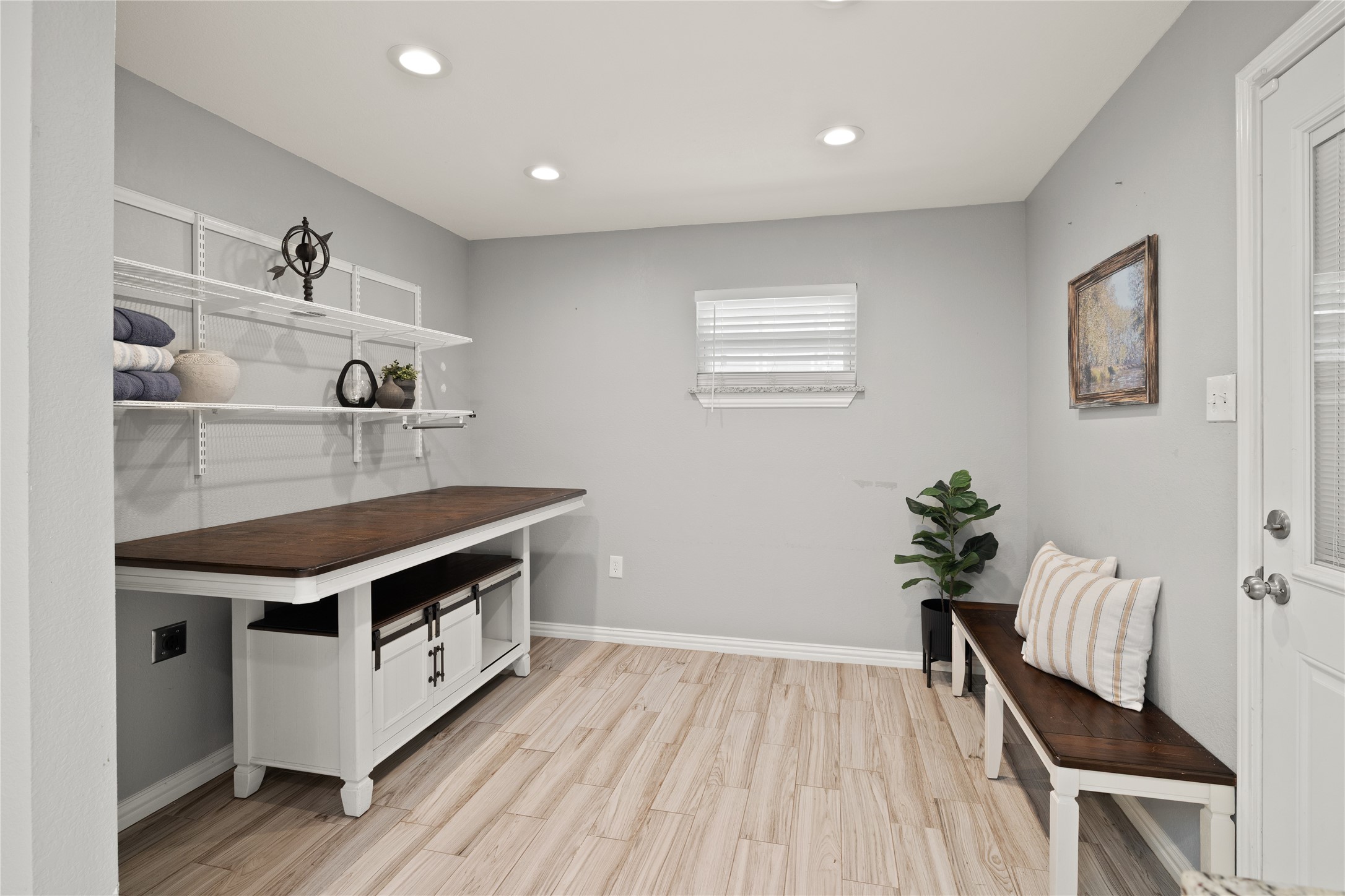 8021 Northbrook Drive