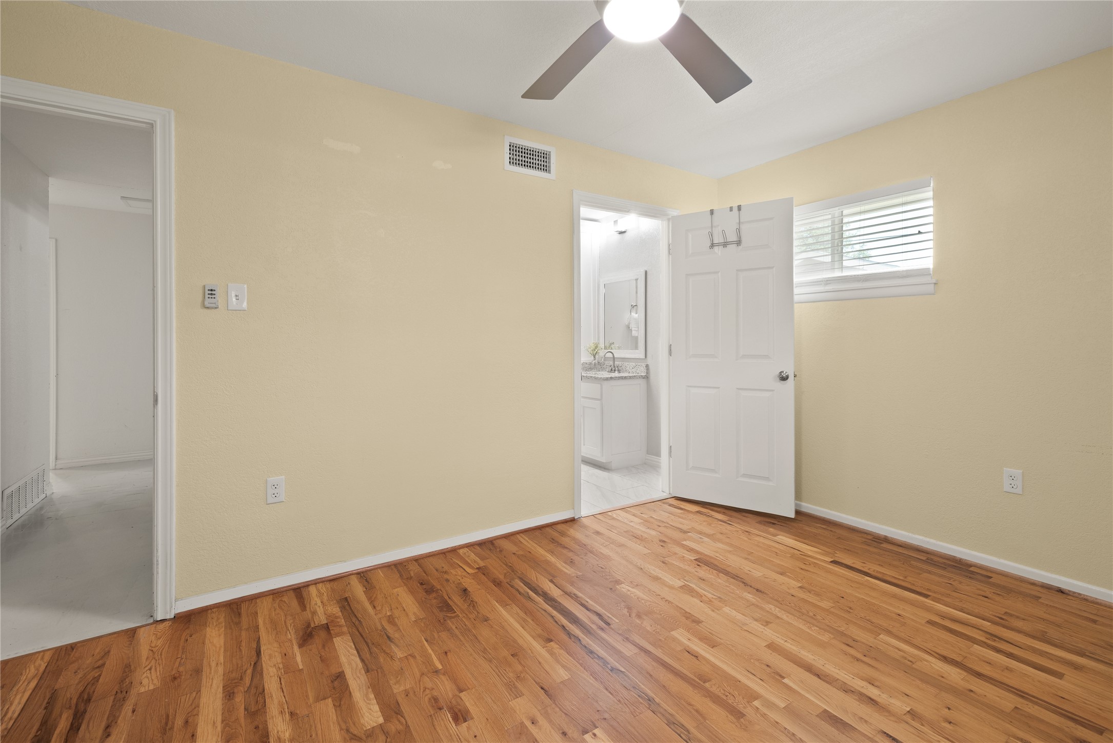 8021 Northbrook Drive