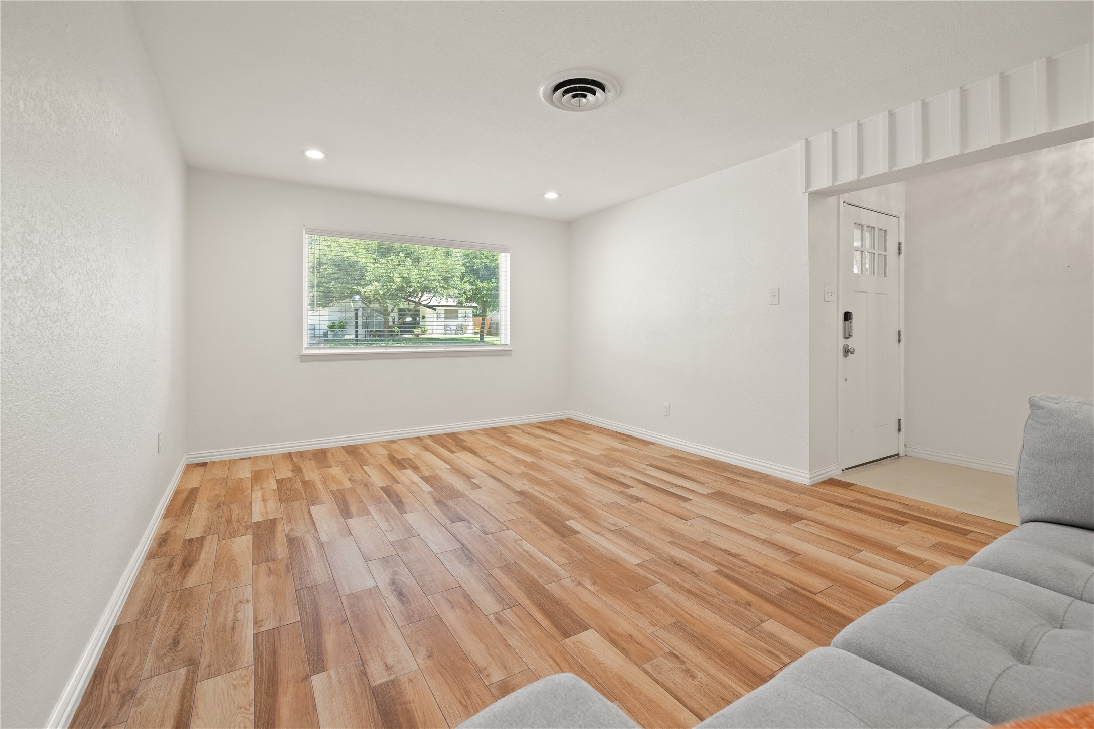 8021 Northbrook Drive