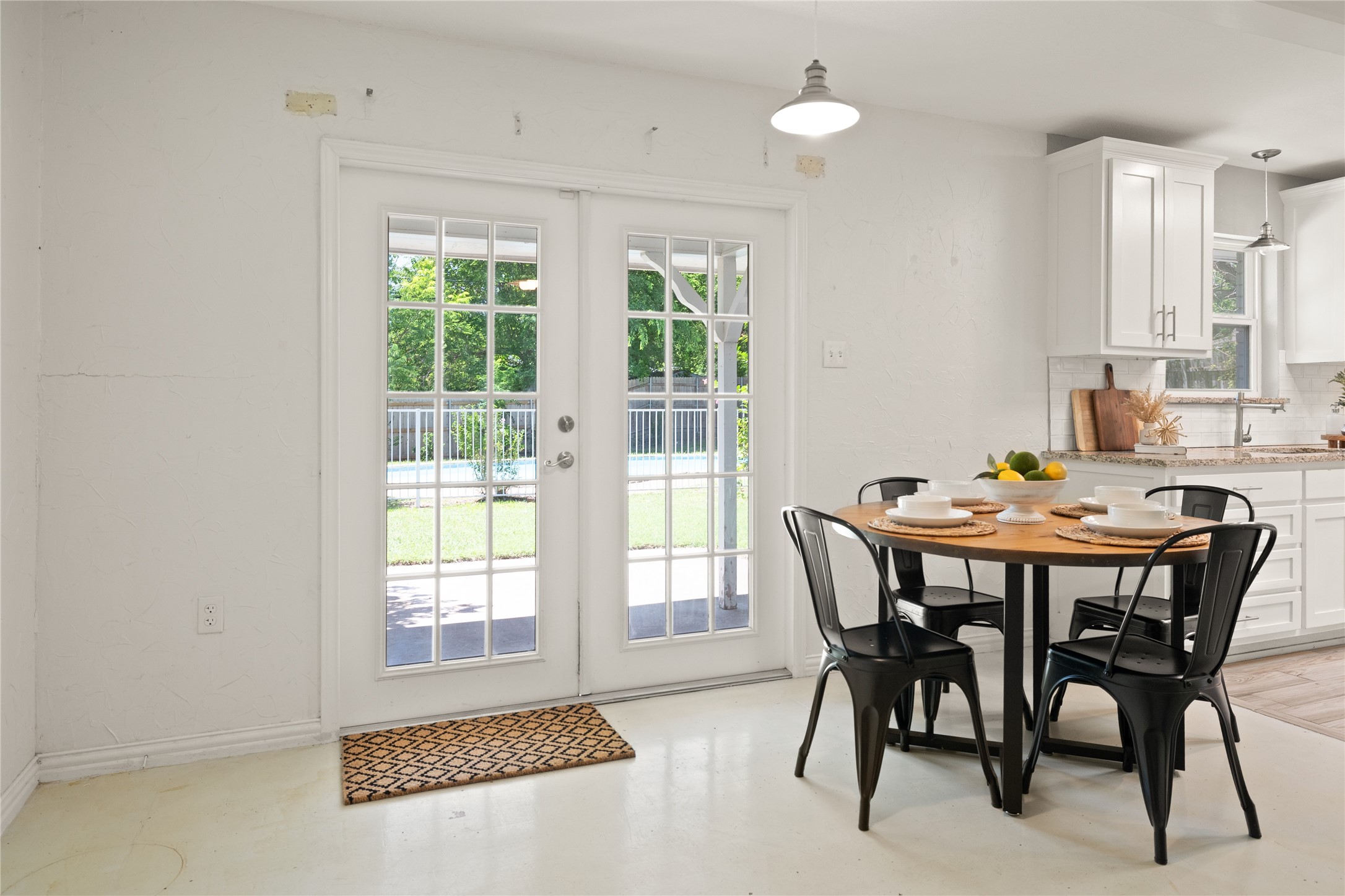 8021 Northbrook Drive