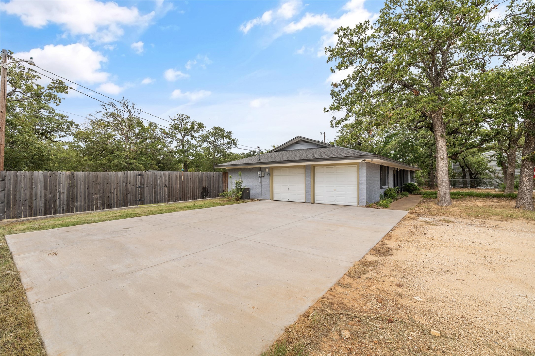 2428 County Road 911