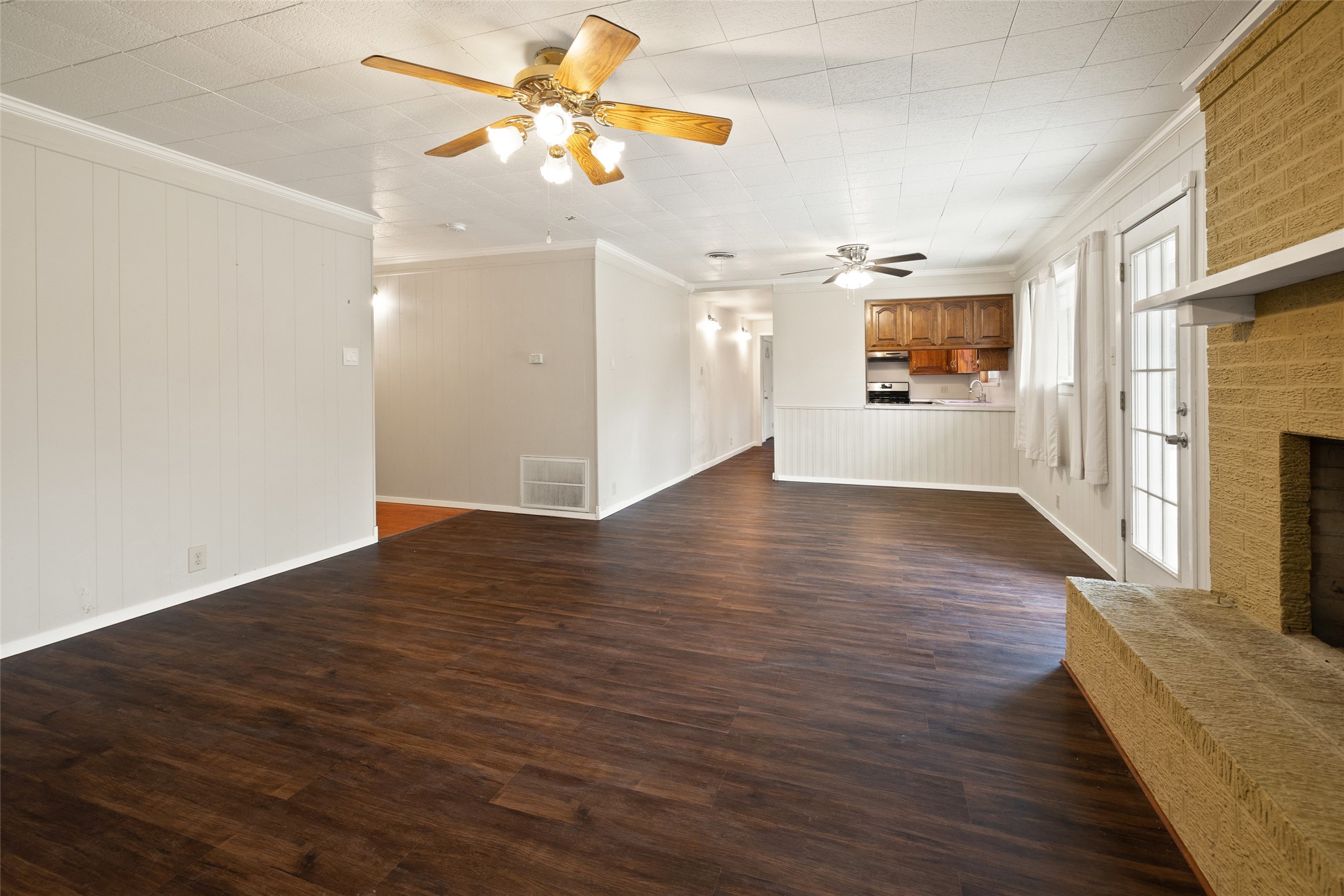 2428 County Road 911