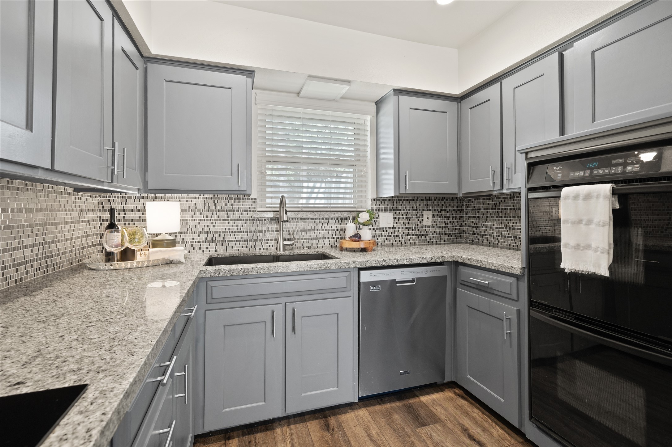 5507 Pineridge Drive