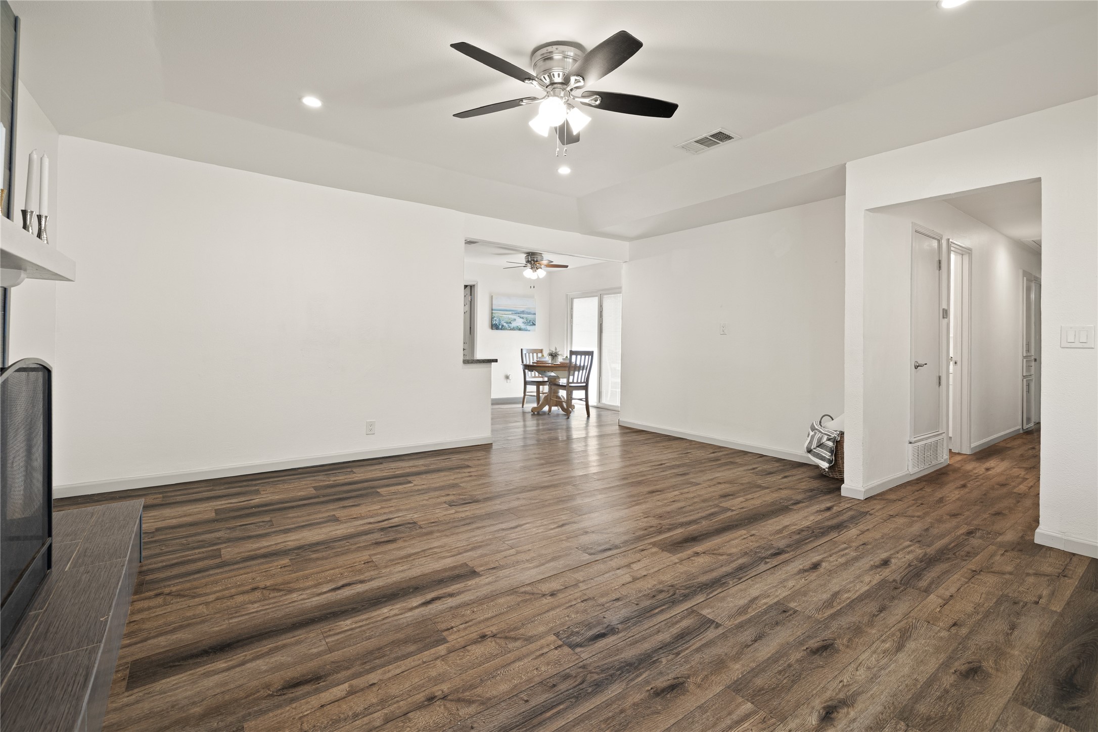 5507 Pineridge Drive