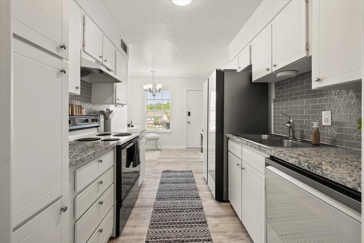 4100 Ridglea Country Club Drive 1401