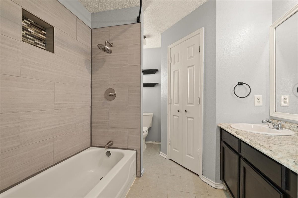 5403 Whisper Glen Drive